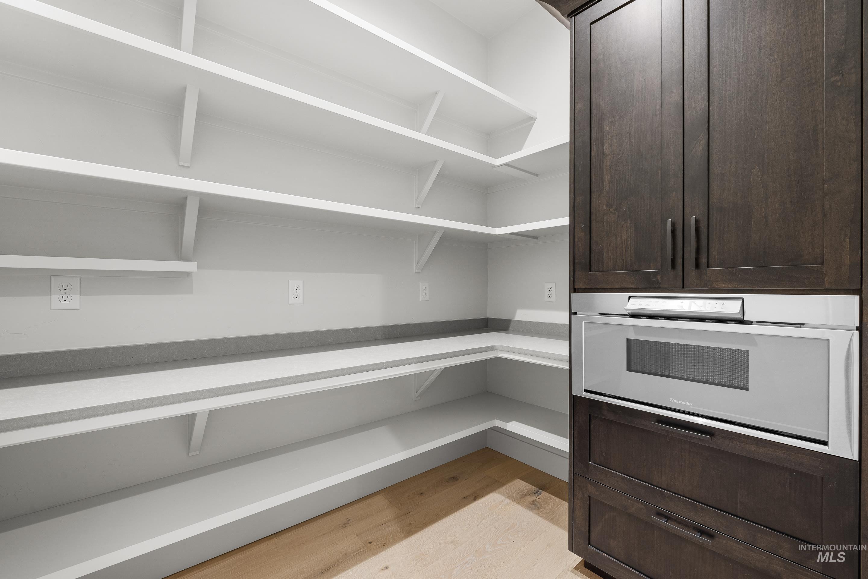 133 S Steel Farm, Eagle, Idaho 83616, 3 Bedrooms, 2.5 Bathrooms, Residential For Sale, Price $1,085,000,MLS 98972487