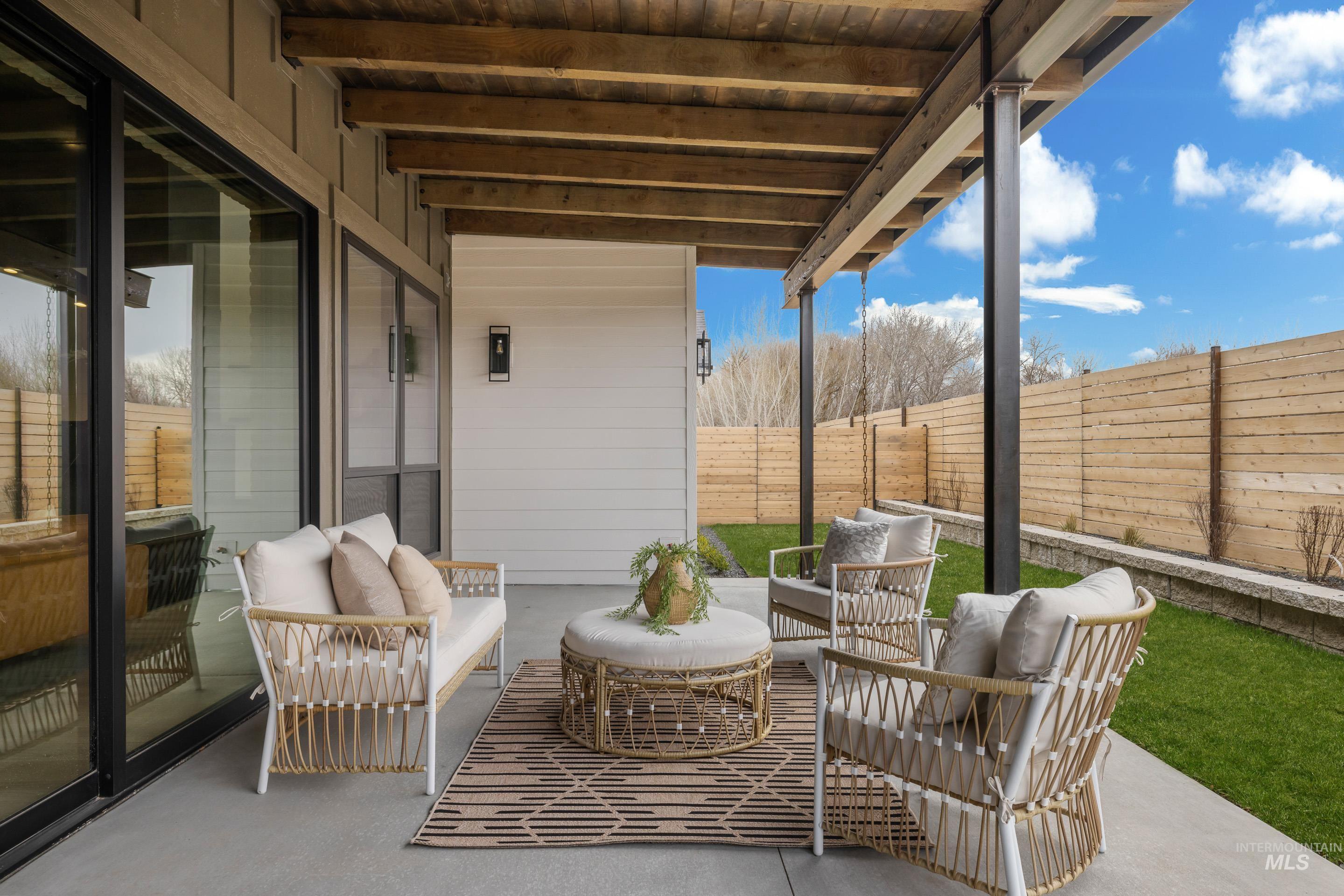 133 S Steel Farm, Eagle, Idaho 83616, 3 Bedrooms, 2.5 Bathrooms, Residential For Sale, Price $1,085,000,MLS 98972487