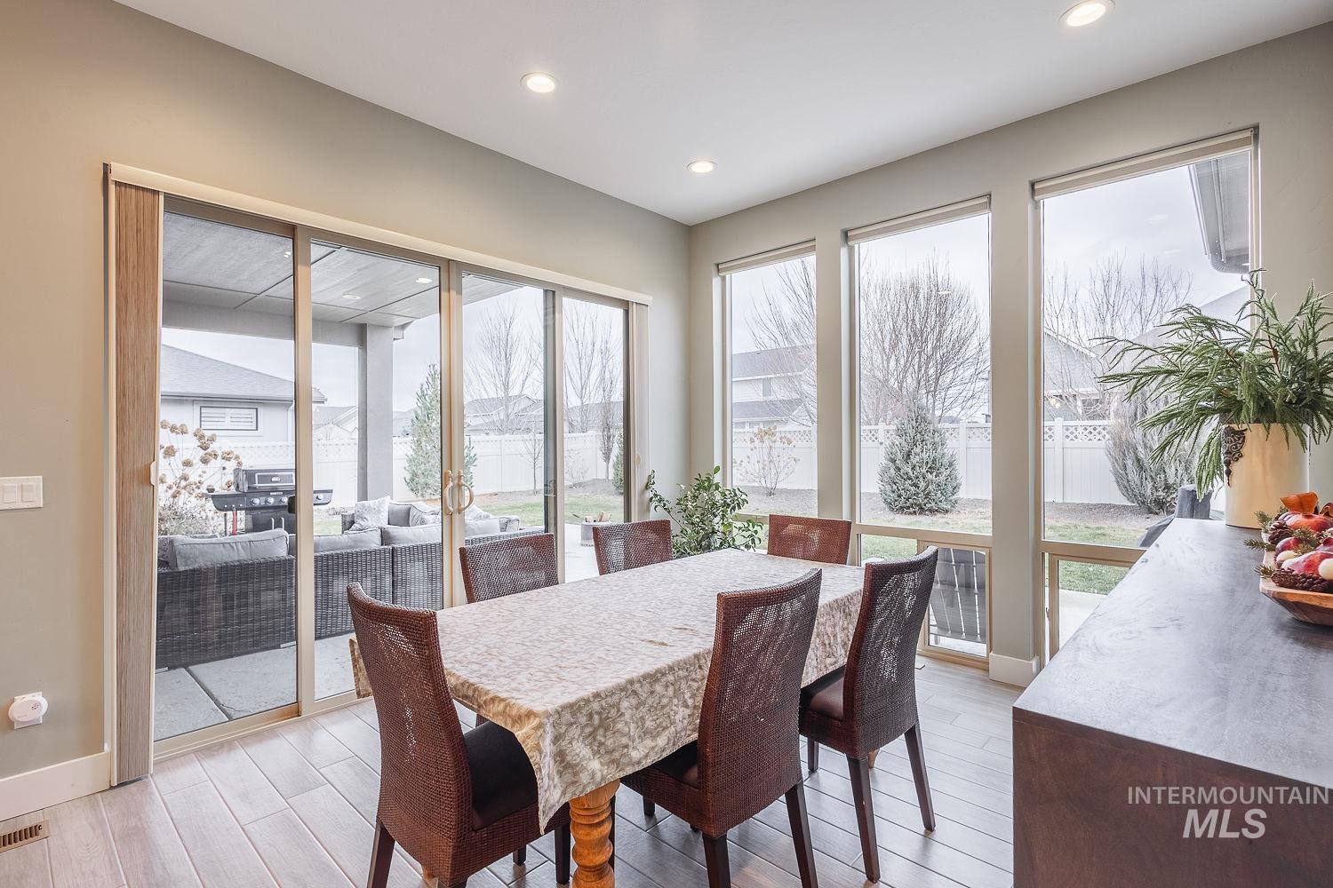 4078 W Wapoot St., Meridian, Idaho 83646, 4 Bedrooms, 3 Bathrooms, Residential For Sale, Price $834,900,MLS 98972488