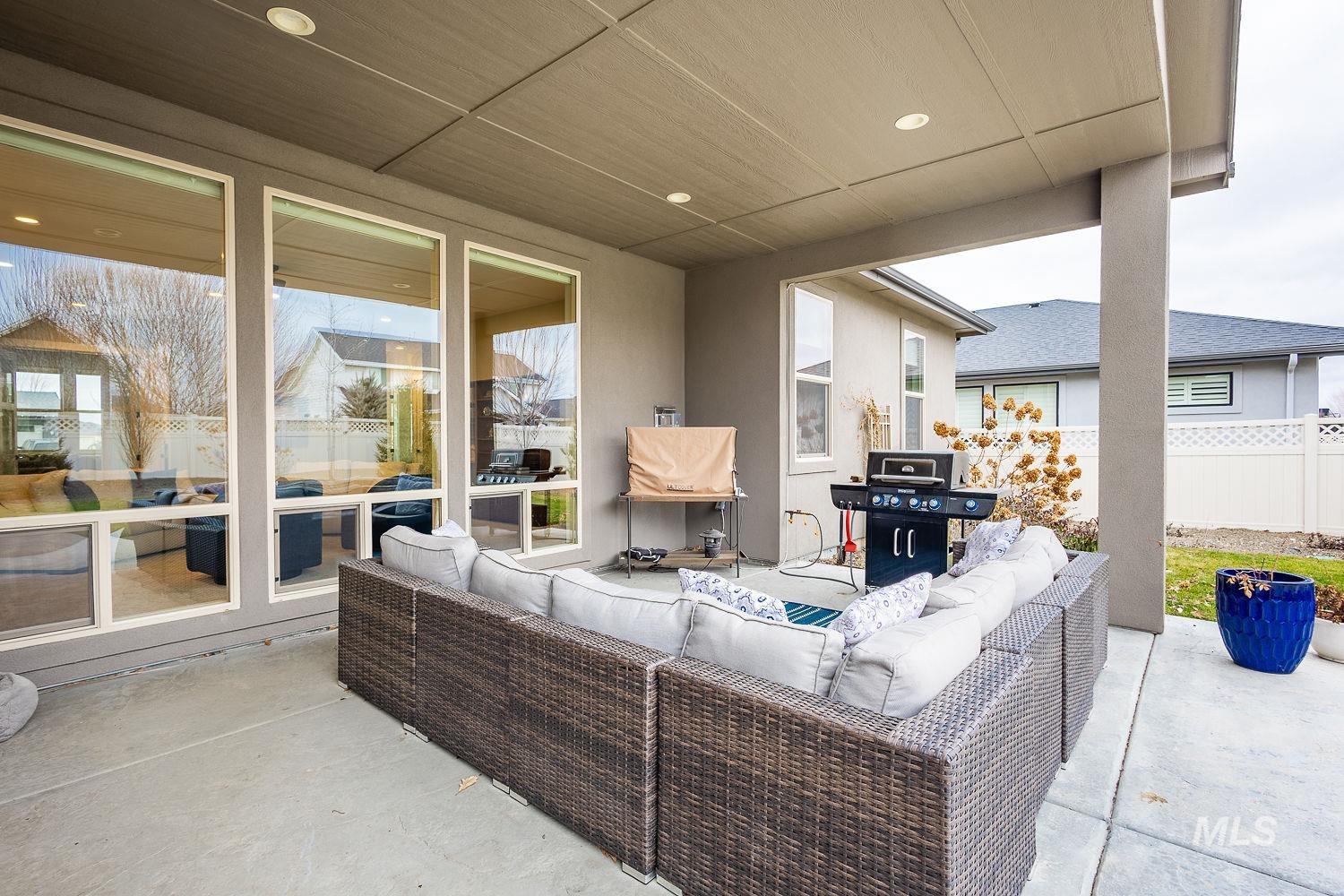 4078 W Wapoot St., Meridian, Idaho 83646, 4 Bedrooms, 3 Bathrooms, Residential For Sale, Price $834,900,MLS 98972488