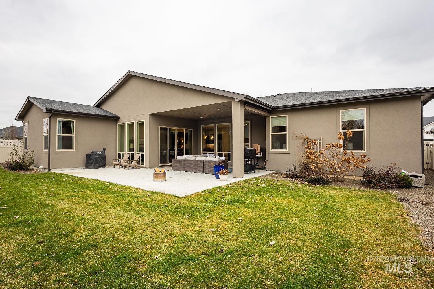 4078 W Wapoot St., Meridian, Idaho 83646, 4 Bedrooms, 3 Bathrooms, Residential For Sale, Price $834,900,MLS 98972488