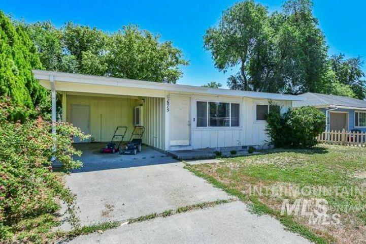675 S 13th E, Mountain Home, Idaho 83647, 2 Bedrooms, 1 Bathroom, Residential For Sale, Price $190,000,MLS 98972491