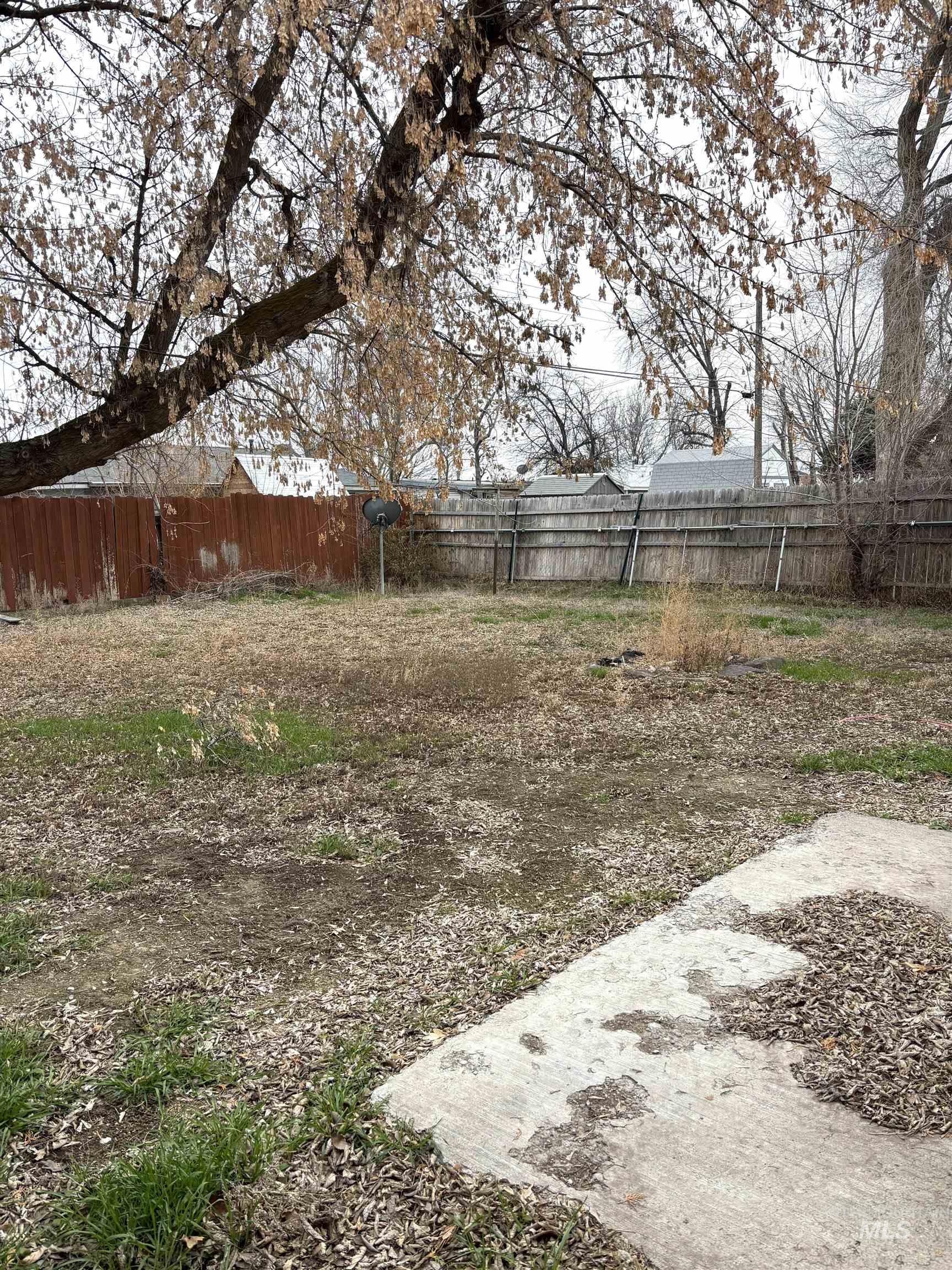 675 S 13th E, Mountain Home, Idaho 83647, 2 Bedrooms, 1 Bathroom, Residential For Sale, Price $190,000,MLS 98972491