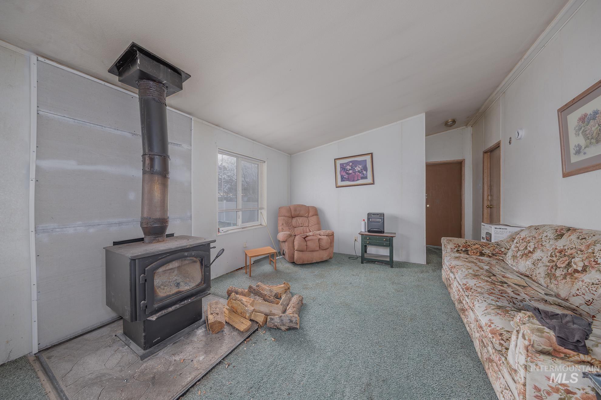 1445 SE Claude Rd, Ontario, Oregon 97914, 3 Bedrooms, 2 Bathrooms, Residential For Sale, Price $149,900,MLS 98972492