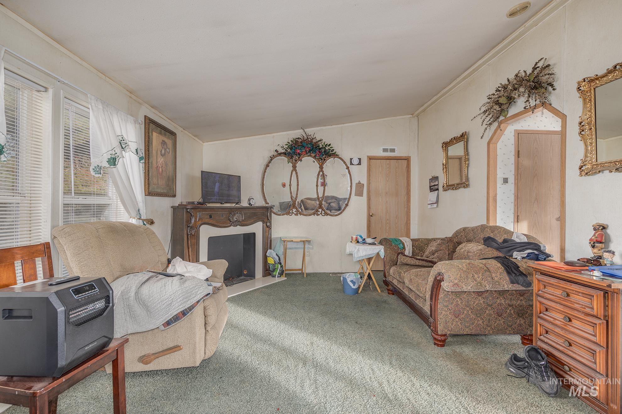 1445 SE Claude Rd, Ontario, Oregon 97914, 3 Bedrooms, 2 Bathrooms, Residential For Sale, Price $149,900,MLS 98972492