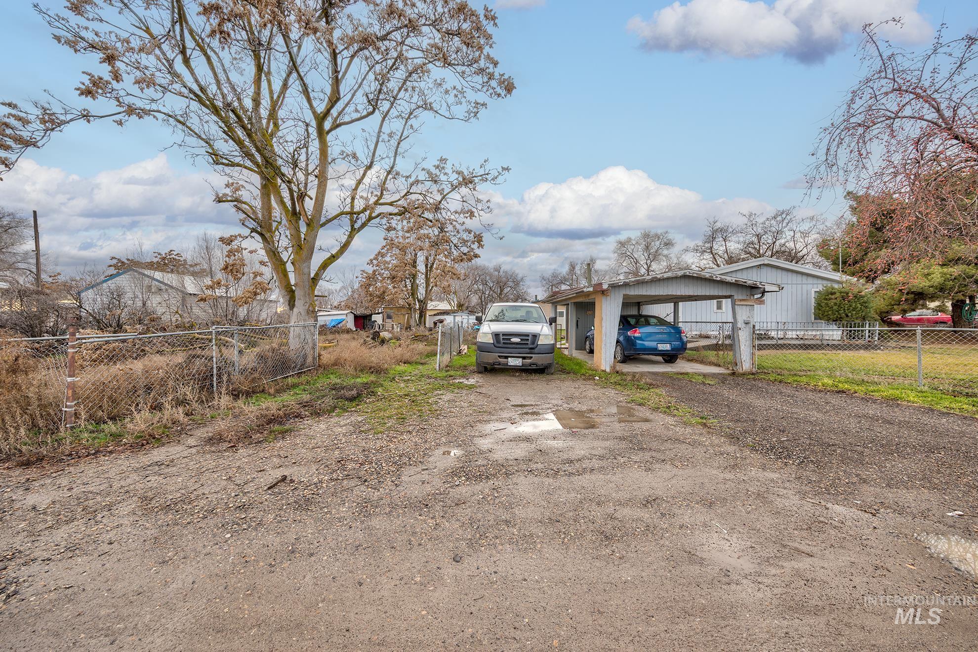 1445 SE Claude Rd, Ontario, Oregon 97914, 3 Bedrooms, 2 Bathrooms, Residential For Sale, Price $149,900,MLS 98972492