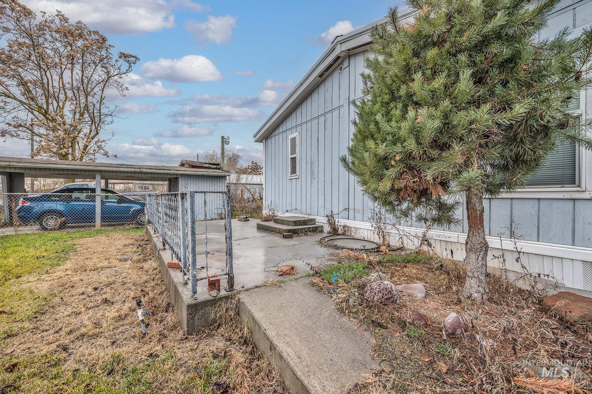 1445 SE Claude Rd, Ontario, Oregon 97914, 3 Bedrooms, 2 Bathrooms, Residential For Sale, Price $149,900,MLS 98972492