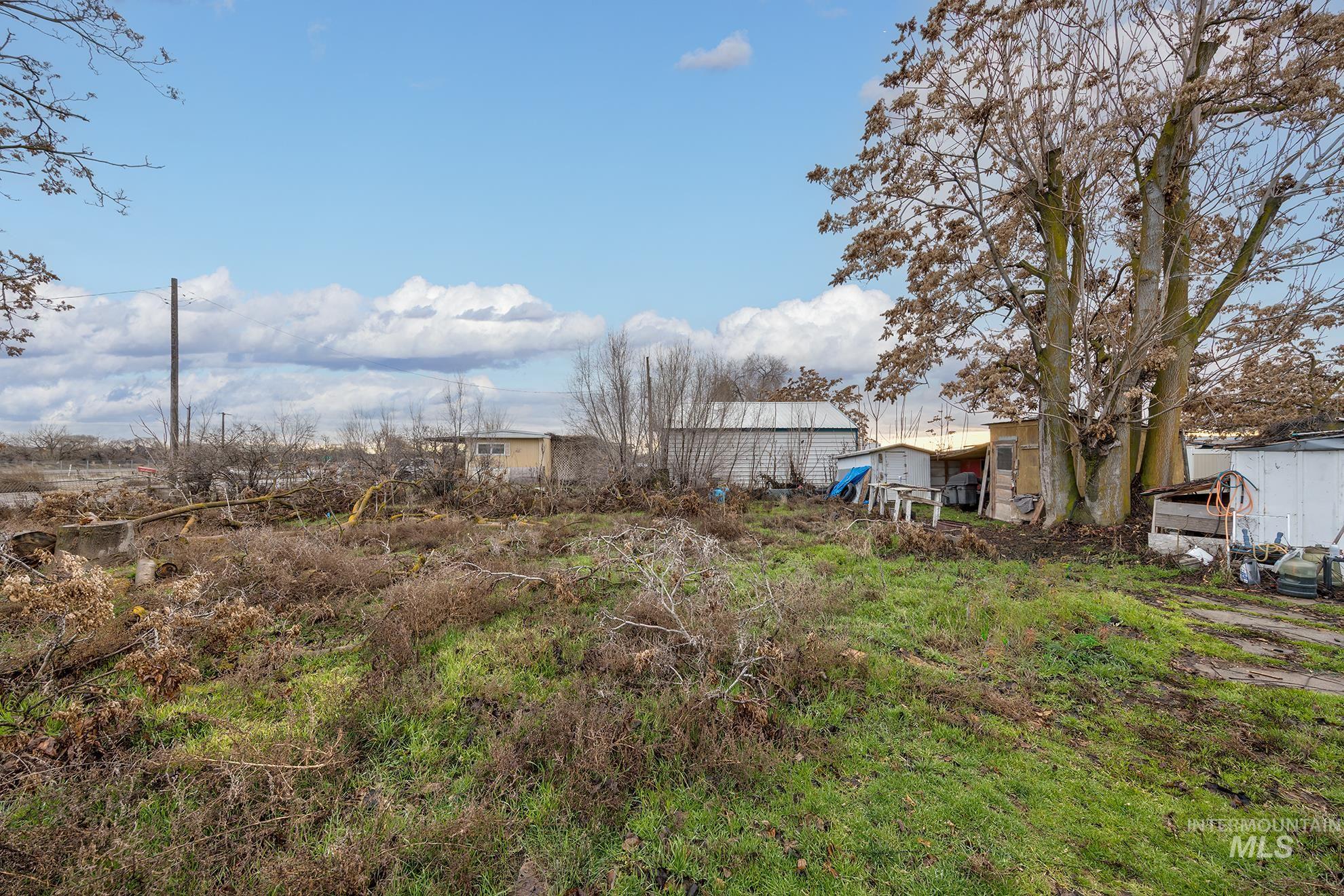 1445 SE Claude Rd, Ontario, Oregon 97914, 3 Bedrooms, 2 Bathrooms, Residential For Sale, Price $149,900,MLS 98972492