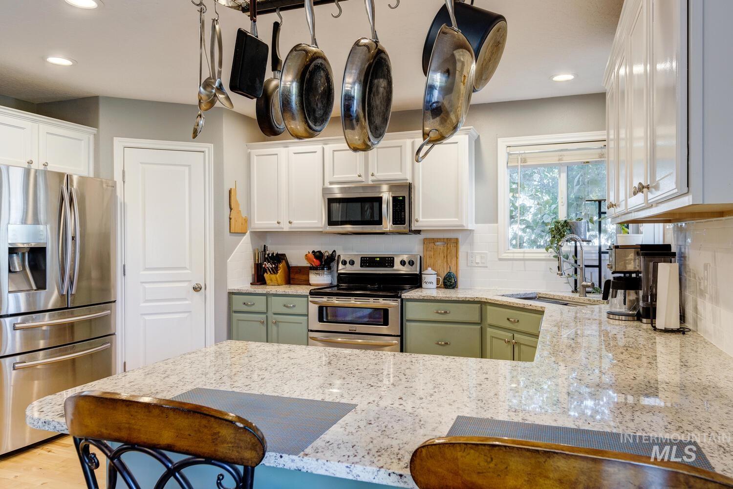 4428 W CampFire, Meridian, Idaho 83646, 4 Bedrooms, 2.5 Bathrooms, Residential For Sale, Price $550,900,MLS 98972493