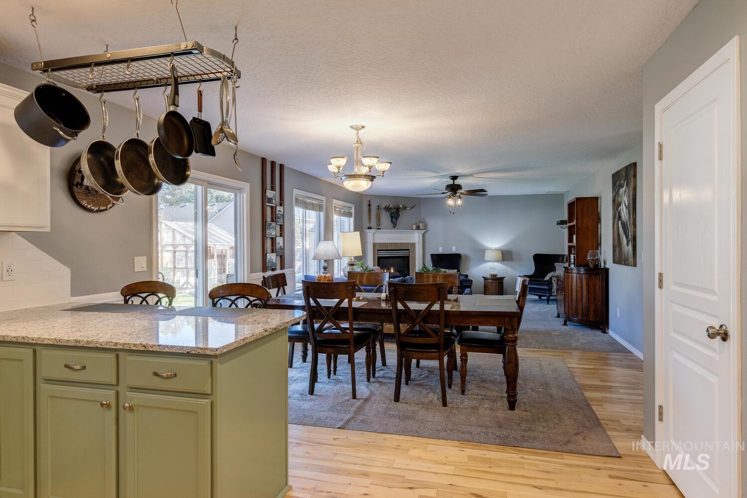 4428 W CampFire, Meridian, Idaho 83646, 4 Bedrooms, 2.5 Bathrooms, Residential For Sale, Price $550,900,MLS 98972493