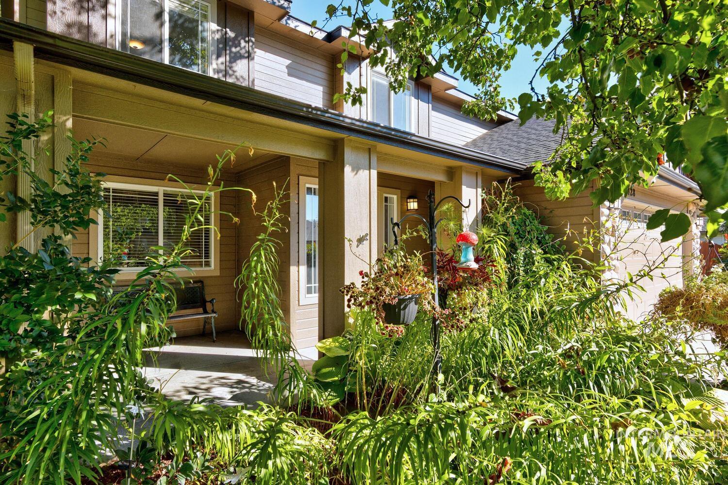 4428 W CampFire, Meridian, Idaho 83646, 4 Bedrooms, 2.5 Bathrooms, Residential For Sale, Price $550,900,MLS 98972493