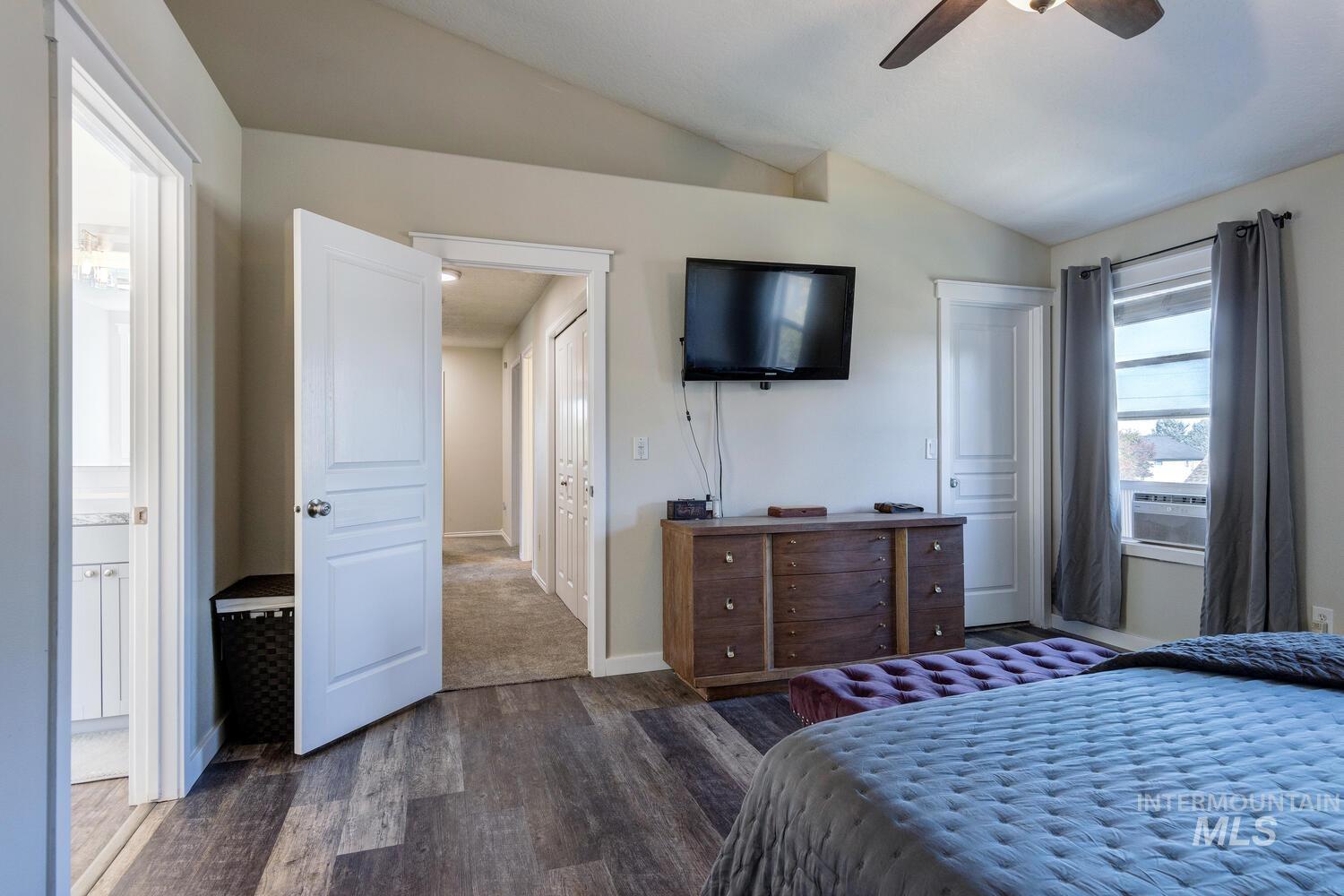 4428 W CampFire, Meridian, Idaho 83646, 4 Bedrooms, 2.5 Bathrooms, Residential For Sale, Price $550,900,MLS 98972493