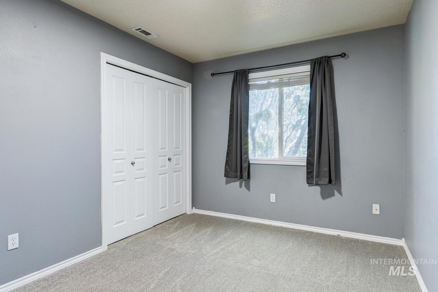 4428 W CampFire, Meridian, Idaho 83646, 4 Bedrooms, 2.5 Bathrooms, Residential For Sale, Price $550,900,MLS 98972493