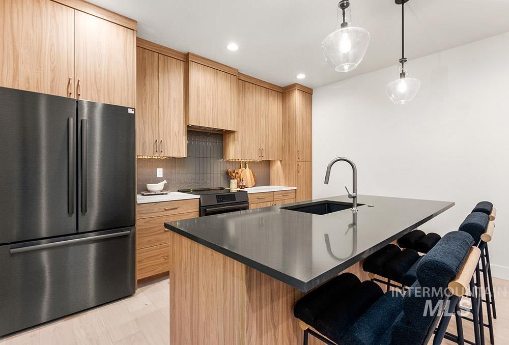 3382 W Whimbrel Lane, Boise, Idaho 83703, 3 Bedrooms, 2.5 Bathrooms, Residential For Sale, Price $739,000,MLS 98972494