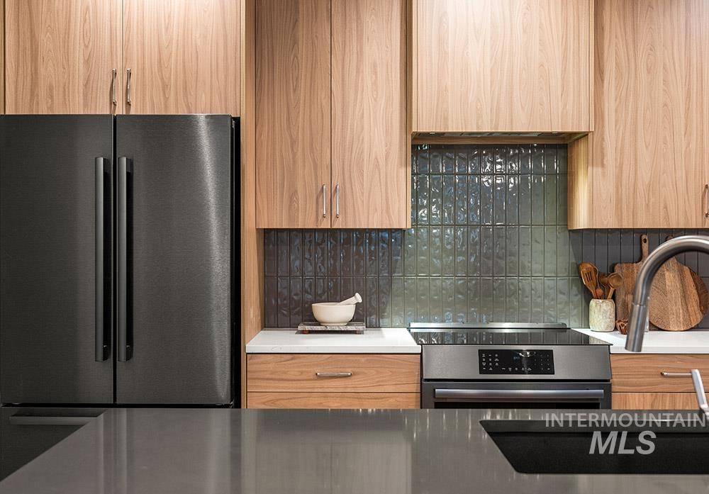 3382 W Whimbrel Lane, Boise, Idaho 83703, 3 Bedrooms, 2.5 Bathrooms, Residential For Sale, Price $739,000,MLS 98972494