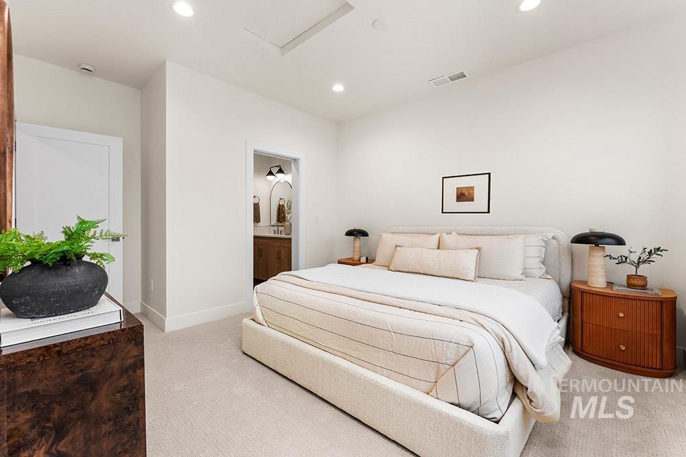 3382 W Whimbrel Lane, Boise, Idaho 83703, 3 Bedrooms, 2.5 Bathrooms, Residential For Sale, Price $739,000,MLS 98972494