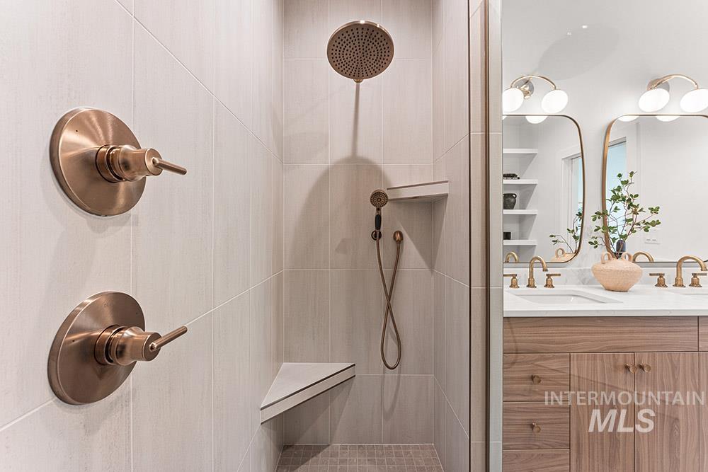 3353 W Whimbrel Lane, Boise, Idaho 83703, 3 Bedrooms, 2.5 Bathrooms, Residential For Sale, Price $699,900,MLS 98972495