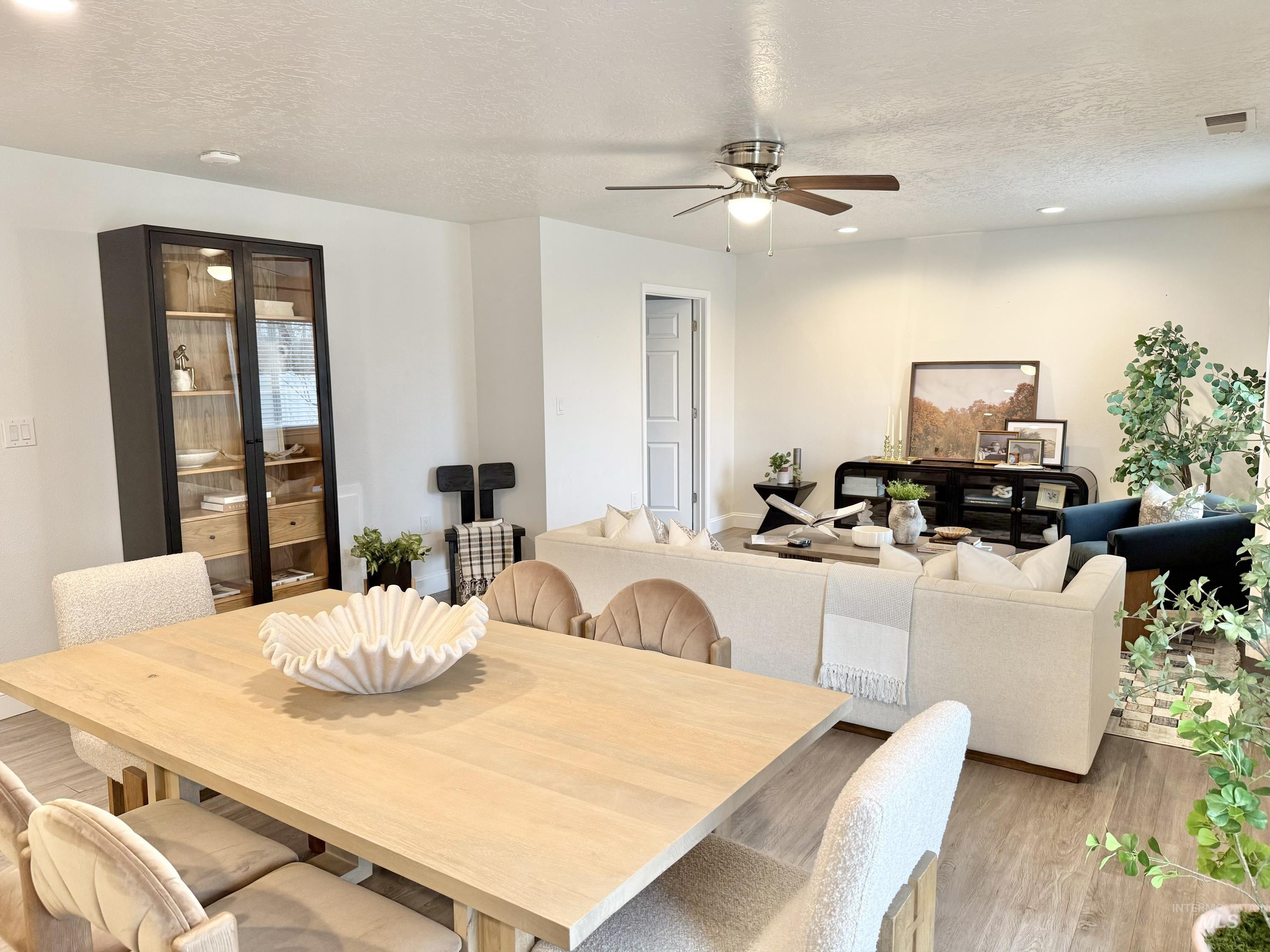 11453 W Glen Ellyn Ct, Boise, Idaho 83713, 3 Bedrooms, 2.5 Bathrooms, Residential For Sale, Price $465,000,MLS 98972496