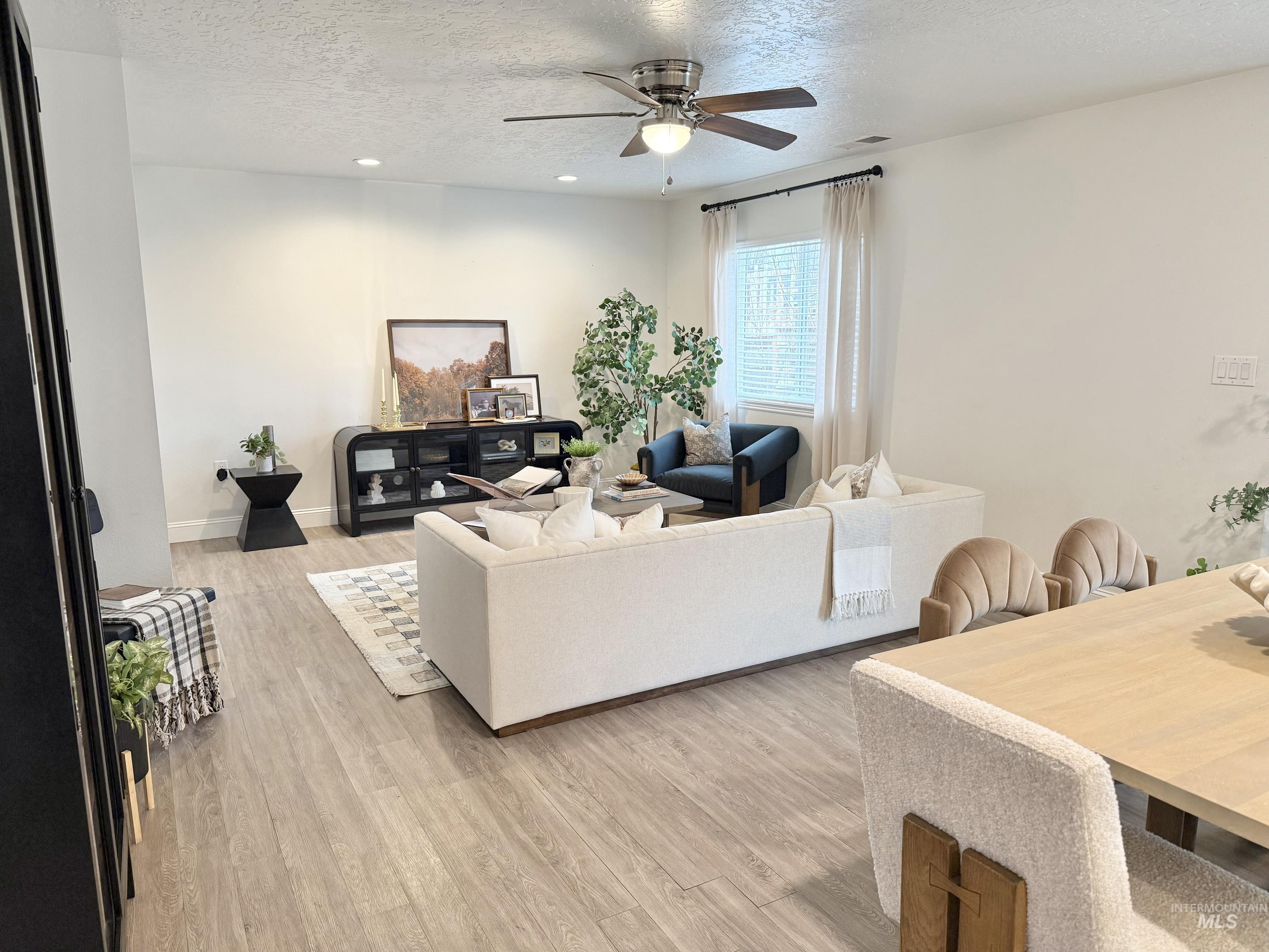 11453 W Glen Ellyn Ct, Boise, Idaho 83713, 3 Bedrooms, 2.5 Bathrooms, Residential For Sale, Price $465,000,MLS 98972496