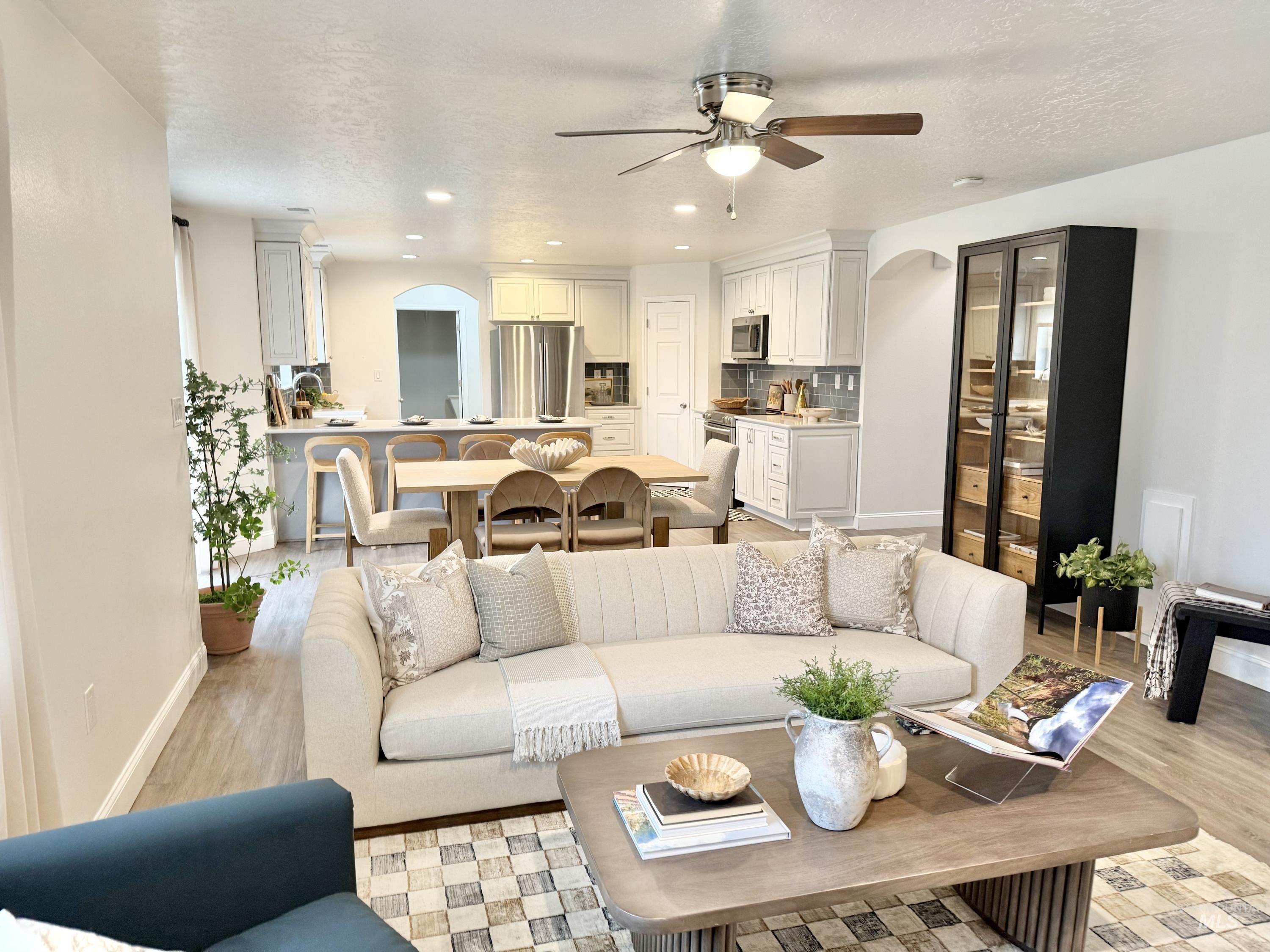 11453 W Glen Ellyn Ct, Boise, Idaho 83713, 3 Bedrooms, 2.5 Bathrooms, Residential For Sale, Price $465,000,MLS 98972496