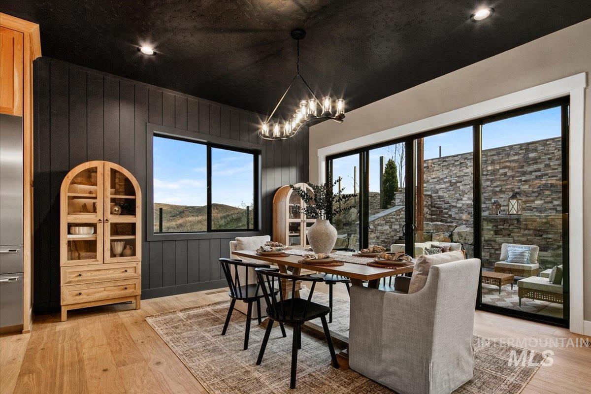 7017 N Cairnhill Way, Eagle, Idaho 83616, 4 Bedrooms, 4.5 Bathrooms, Residential For Sale, Price $2,299,900, 98972497