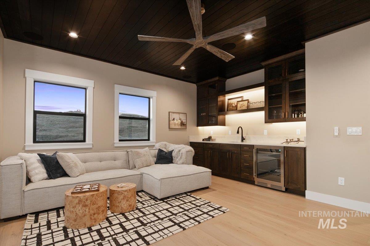 7017 N Cairnhill Way, Eagle, Idaho 83616, 4 Bedrooms, 4.5 Bathrooms, Residential For Sale, Price $2,499,900,MLS 98972497