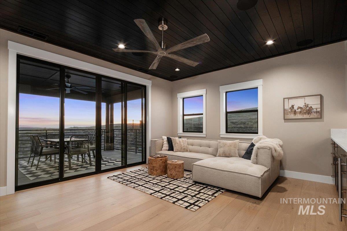 7017 N Cairnhill Way, Eagle, Idaho 83616, 4 Bedrooms, 4.5 Bathrooms, Residential For Sale, Price $2,499,900,MLS 98972497