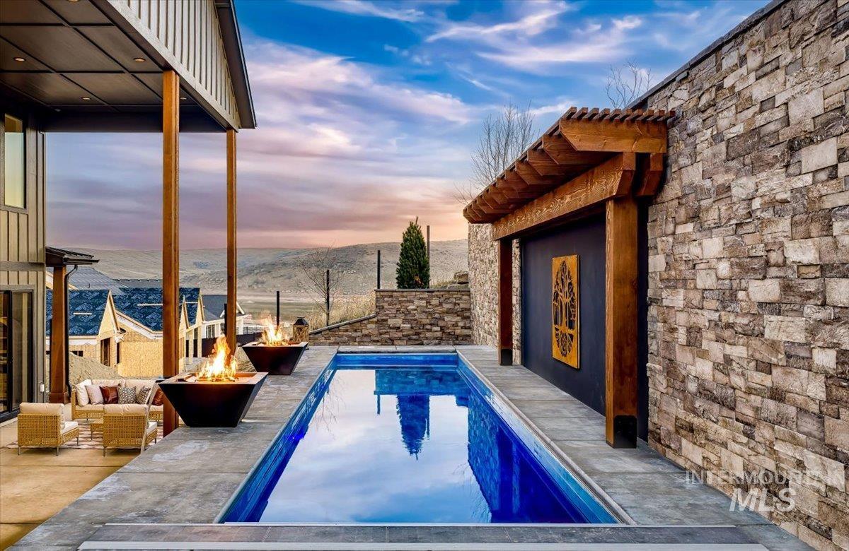 7017 N Cairnhill Way, Eagle, Idaho 83616, 4 Bedrooms, 4.5 Bathrooms, Residential For Sale, Price $2,499,900,MLS 98972497