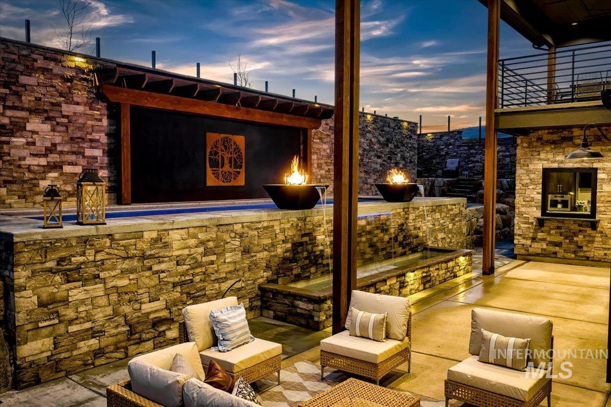 7017 N Cairnhill Way, Eagle, Idaho 83616, 4 Bedrooms, 4.5 Bathrooms, Residential For Sale, Price $2,499,900,MLS 98972497