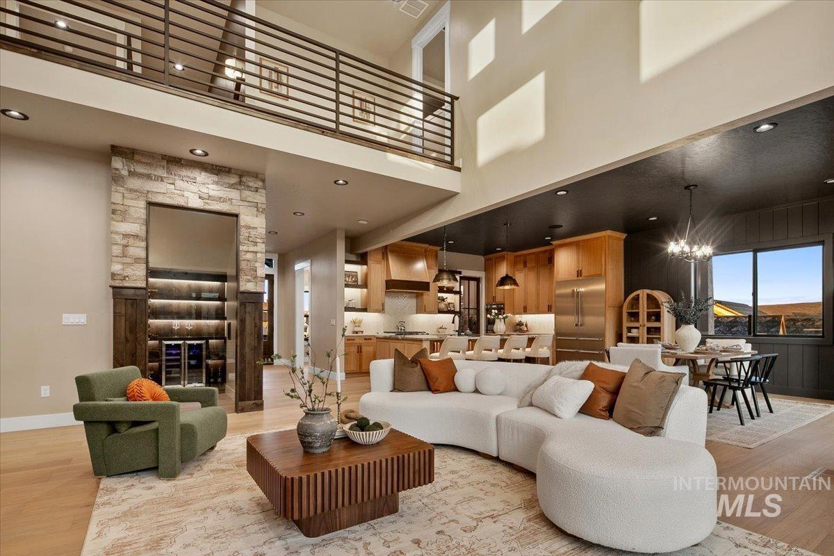 7017 N Cairnhill Way, Eagle, Idaho 83616, 4 Bedrooms, 4.5 Bathrooms, Residential For Sale, Price $2,399,900,MLS 98972497