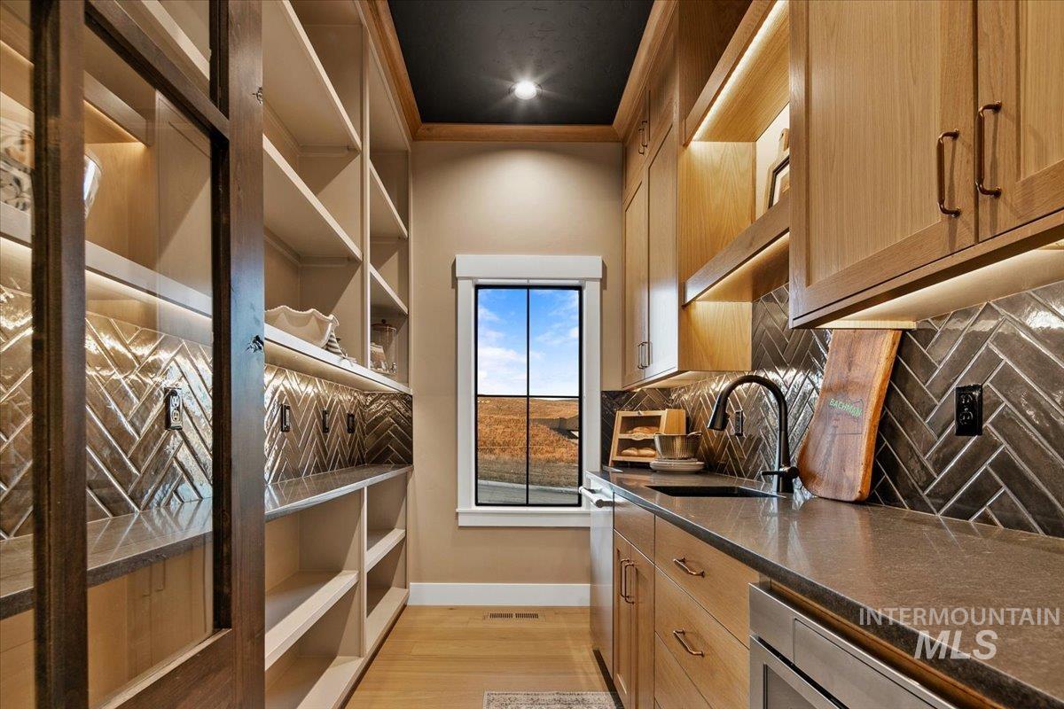 7017 N Cairnhill Way, Eagle, Idaho 83616, 4 Bedrooms, 4.5 Bathrooms, Residential For Sale, Price $2,499,900,MLS 98972497