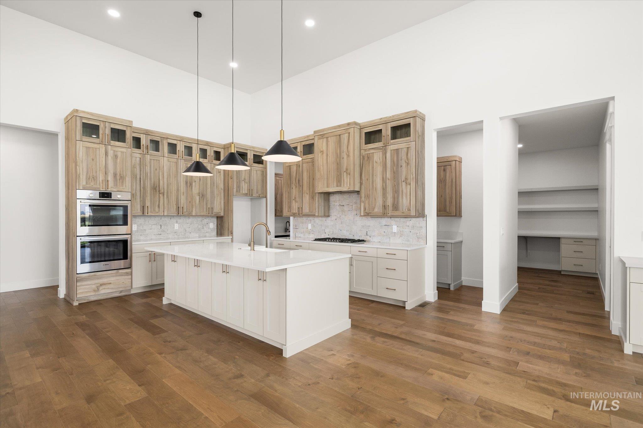 7265 E Red Kite St, Nampa, Idaho 83686, 5 Bedrooms, 3.5 Bathrooms, Residential For Sale, Price $1,139,500,MLS 98972498