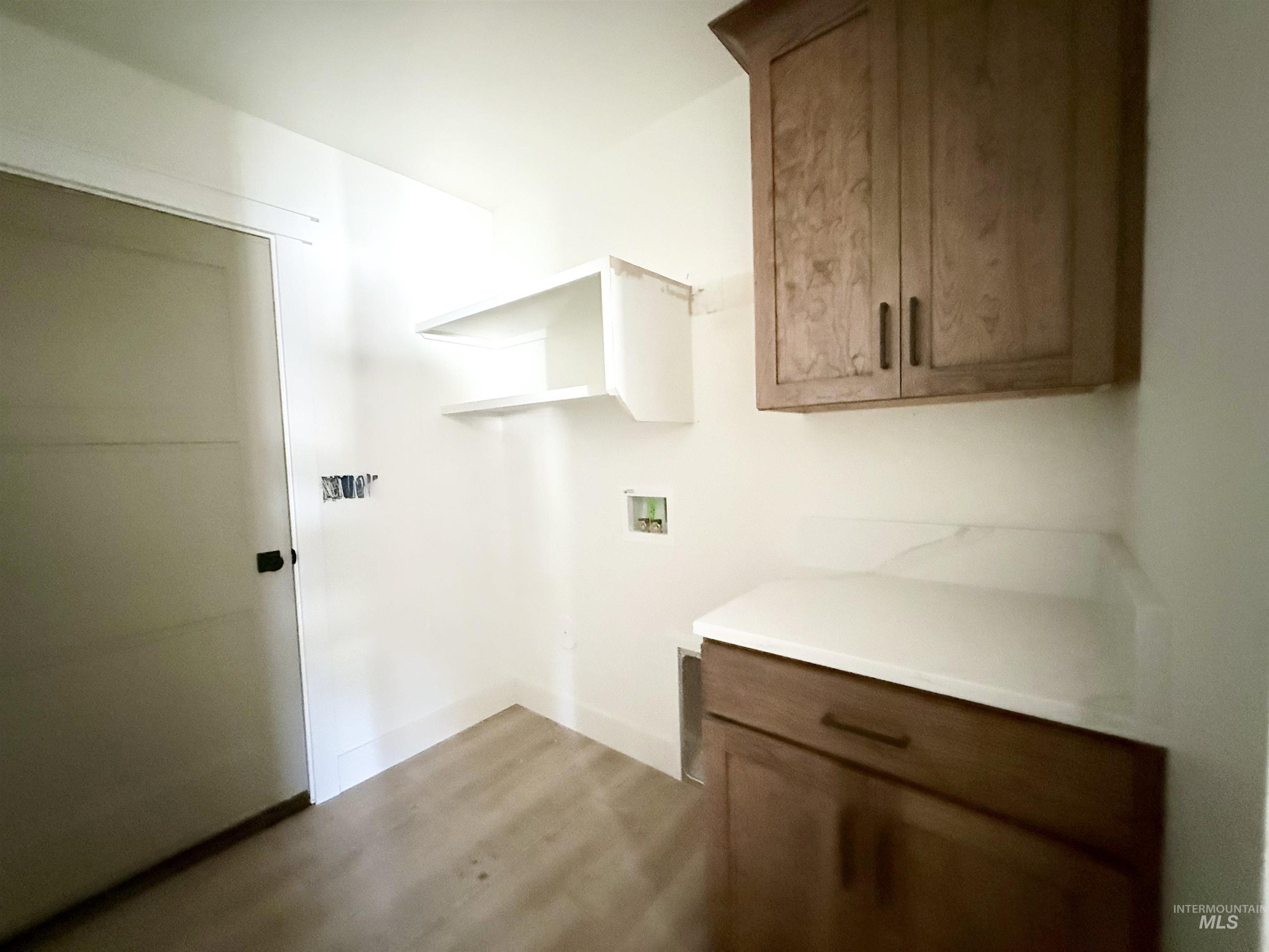 1210 Ira Burton, Twin Falls, Idaho 83301, 4 Bedrooms, 2 Bathrooms, Residential For Sale, Price $439,000,MLS 98972500