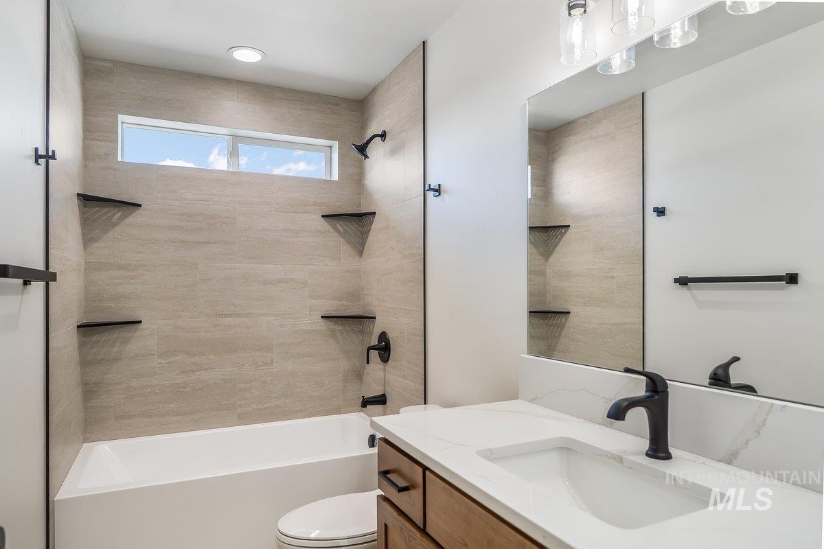 1210 Ira Burton, Twin Falls, Idaho 83301, 4 Bedrooms, 2 Bathrooms, Residential For Sale, Price $439,000, 98972500