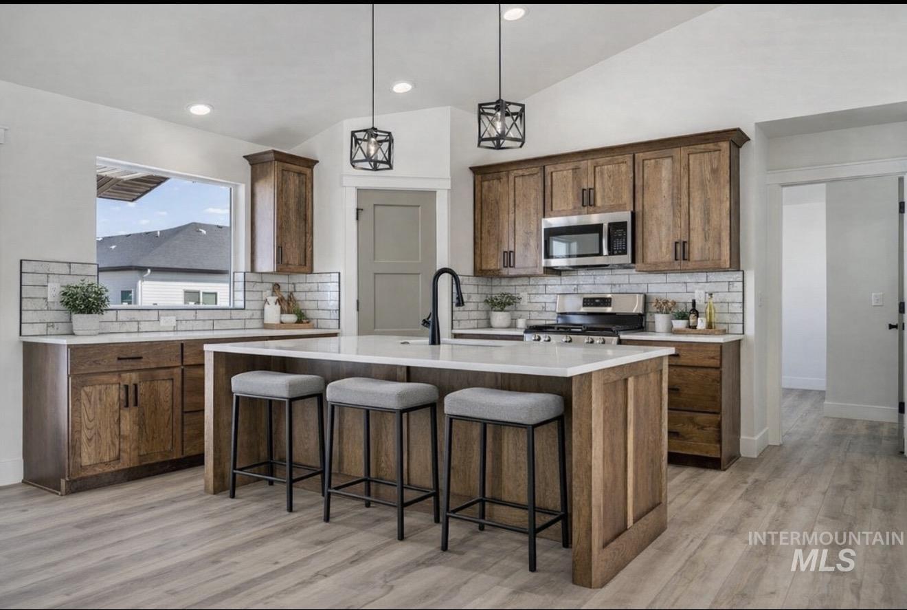 1210 Ira Burton, Twin Falls, Idaho 83301, 4 Bedrooms, 2 Bathrooms, Residential For Sale, Price $439,000,MLS 98972500