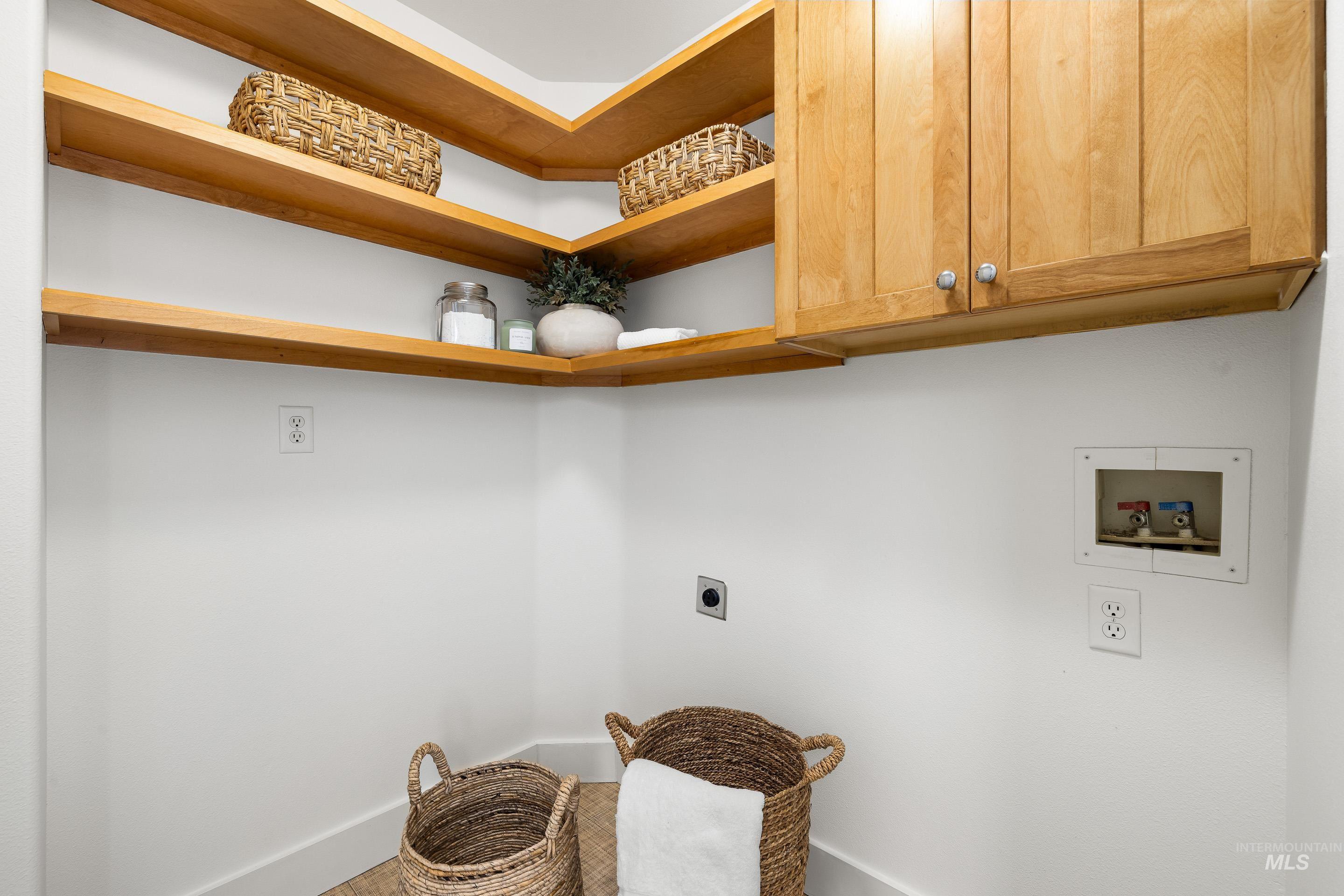 2450 Bogus Basin Road, Boise, Idaho 83702, 3 Bedrooms, 3.5 Bathrooms, Residential For Sale, Price $710,000,MLS 98972501