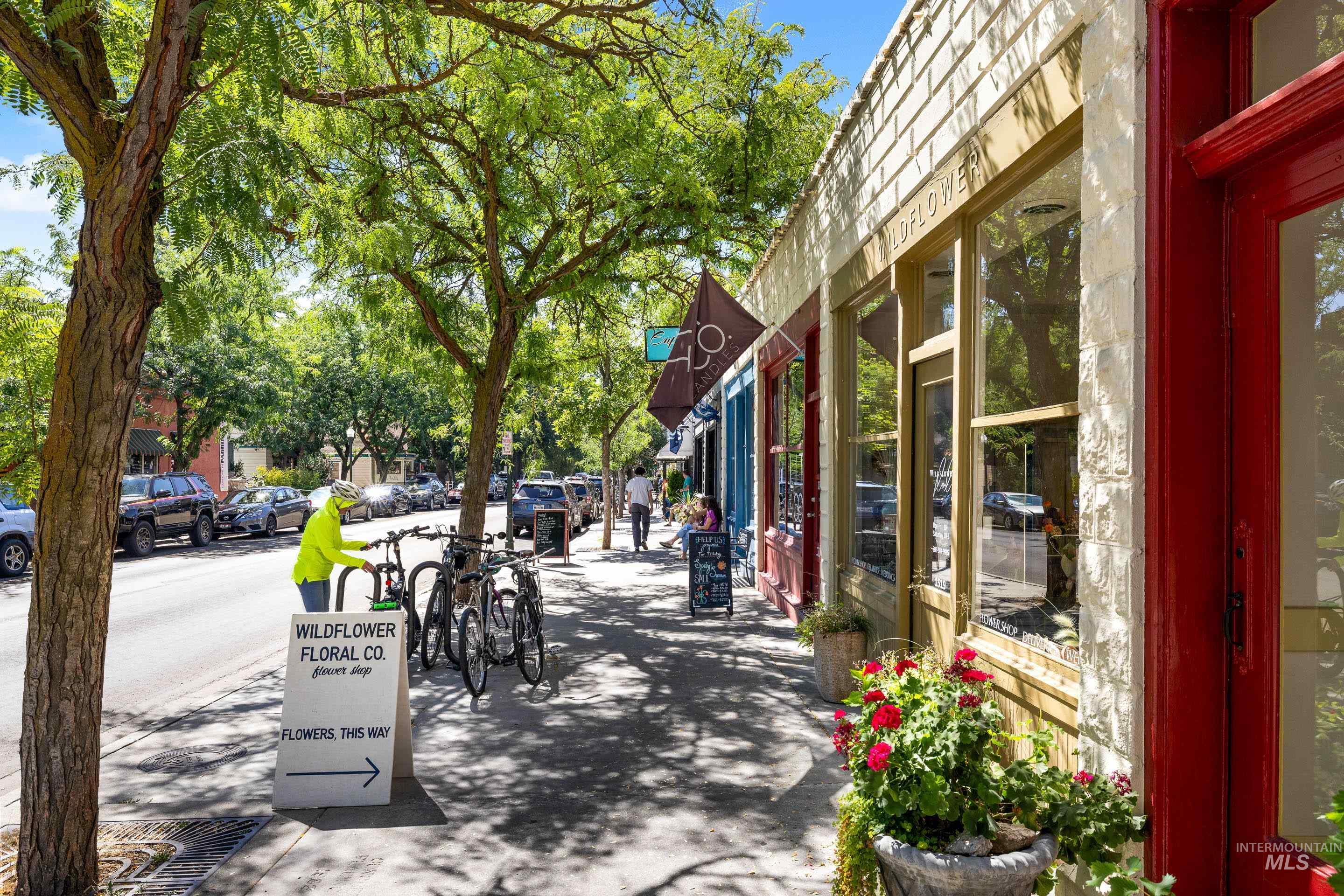 2450 Bogus Basin Road, Boise, Idaho 83702, 3 Bedrooms, 3.5 Bathrooms, Residential For Sale, Price $710,000,MLS 98972501