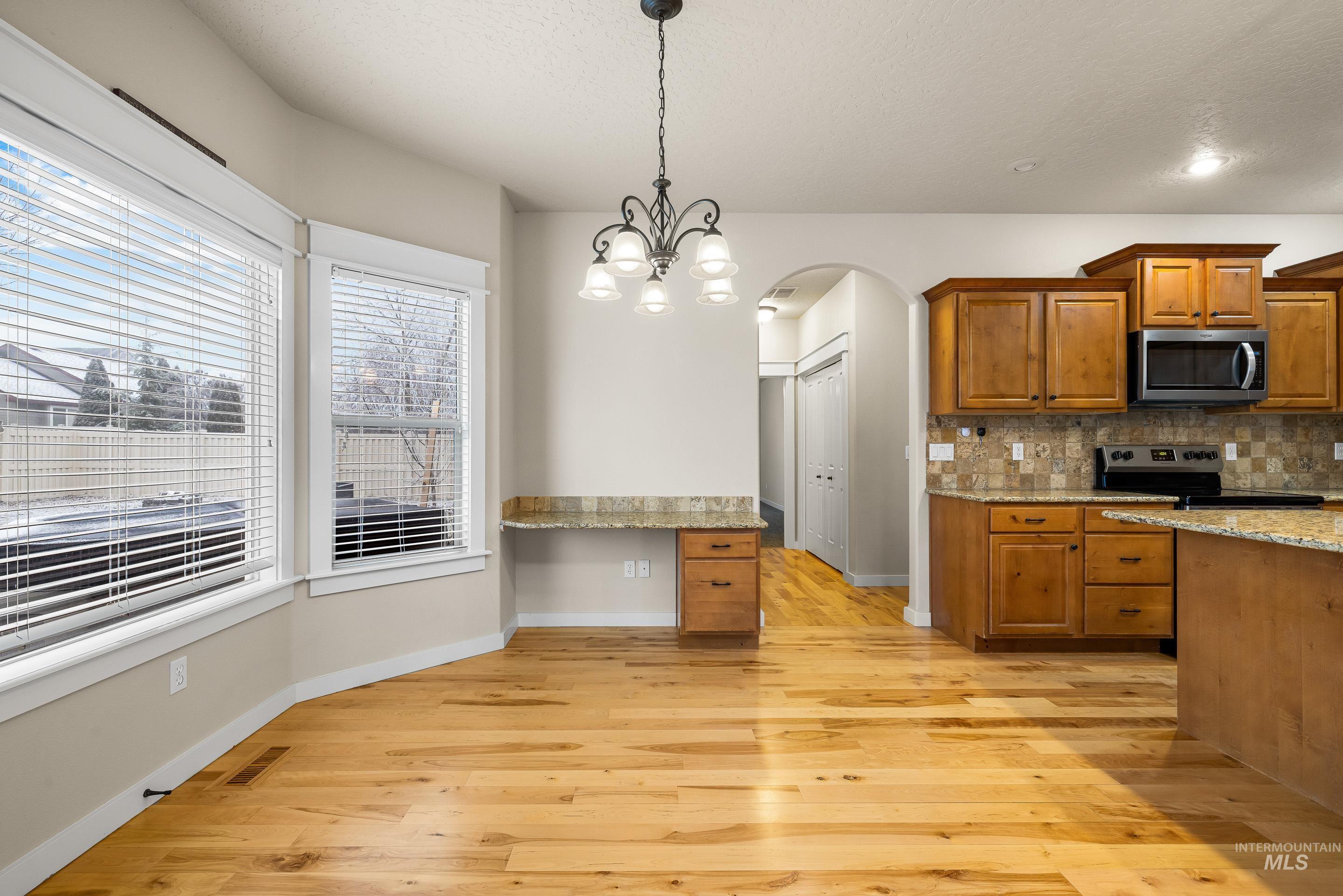 2578 S Groom Way, Meridian, Idaho 83642, 4 Bedrooms, 2.5 Bathrooms, Residential For Sale, Price $575,000,MLS 98972502