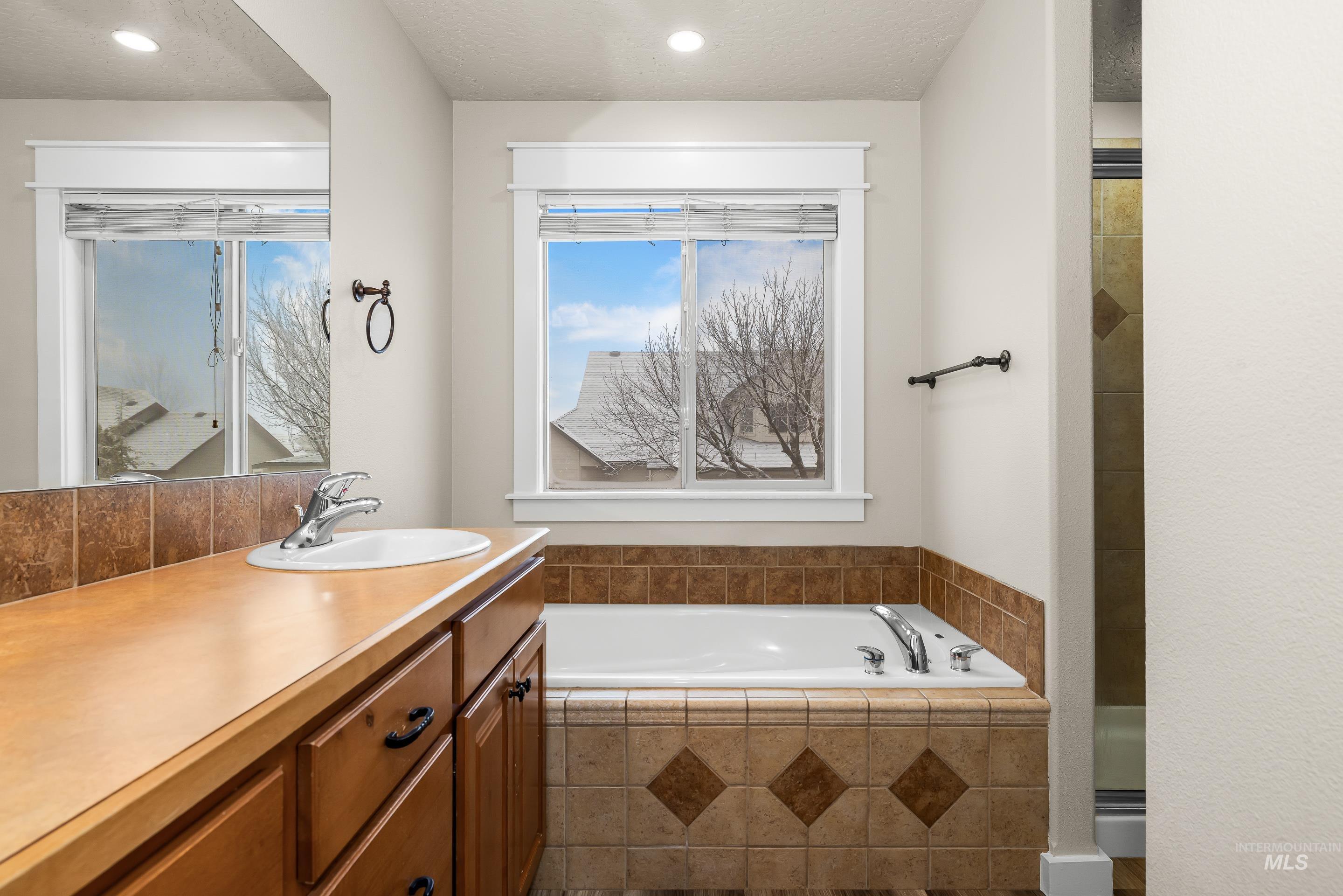 2578 S Groom Way, Meridian, Idaho 83642, 4 Bedrooms, 2.5 Bathrooms, Residential For Sale, Price $575,000,MLS 98972502