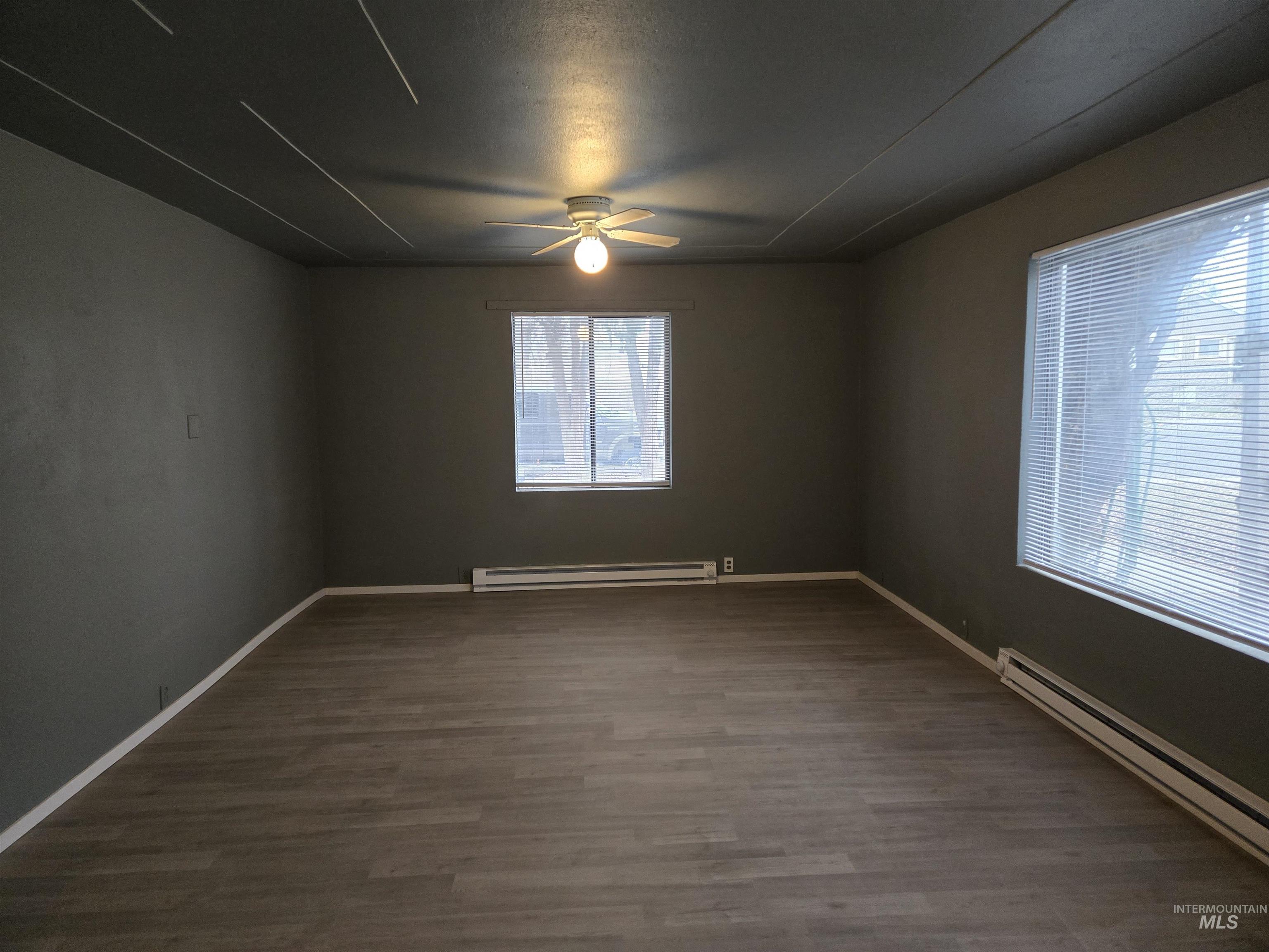 330 2nd Ave North, Twin Falls, Idaho 83301, 1 Bedroom, 1 Bathroom, Residential Income For Sale, Price $530,000,MLS 98972503