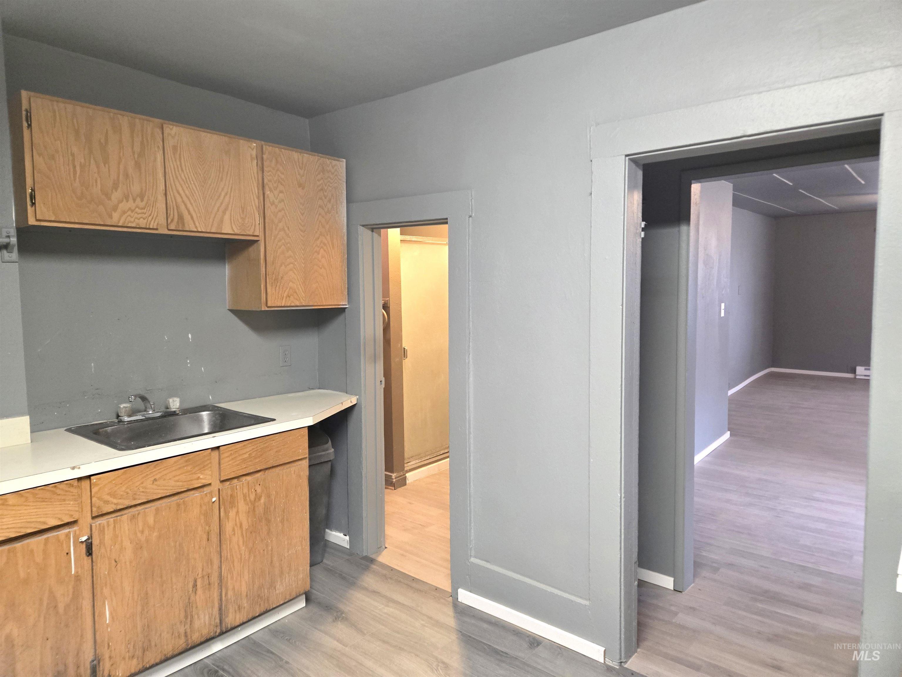 330 2nd Ave North, Twin Falls, Idaho 83301, 1 Bedroom, 1 Bathroom, Residential Income For Sale, Price $500,000, 98972503