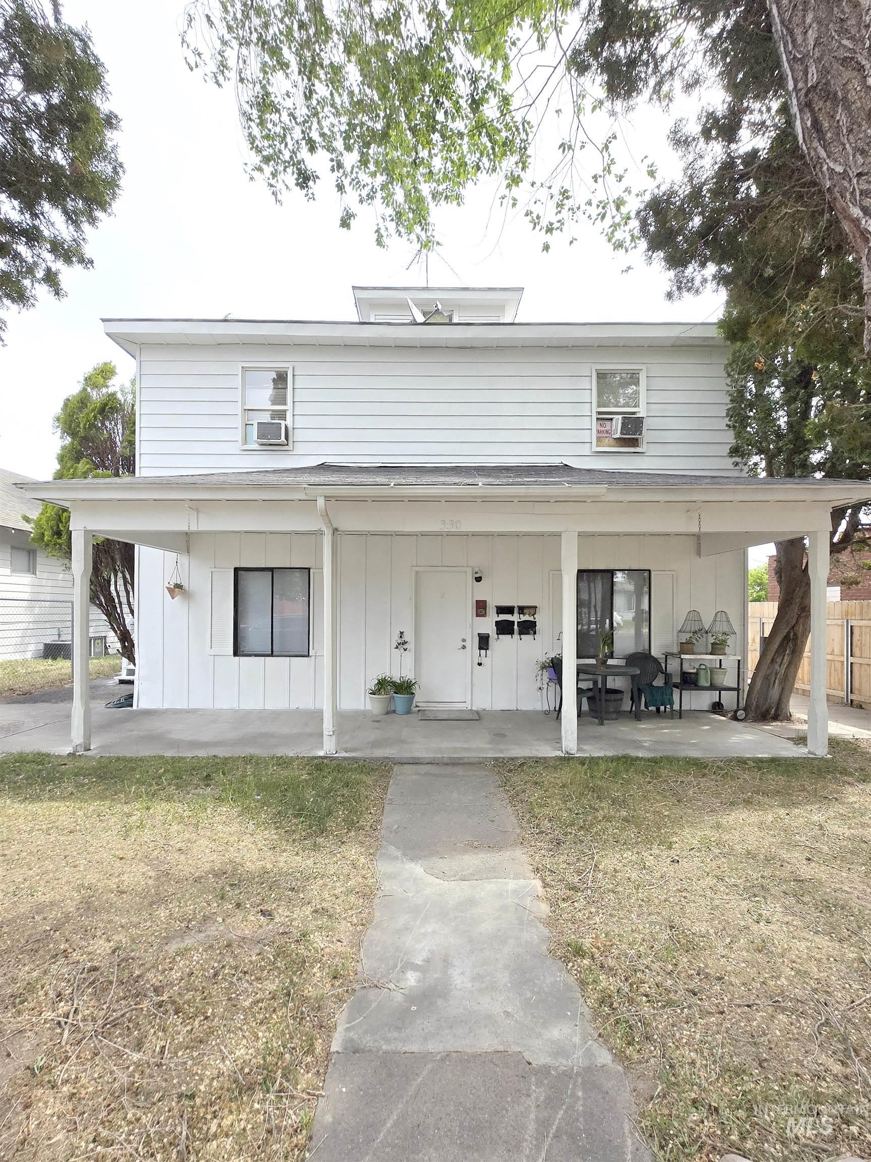 330 2nd Ave North, Twin Falls, Idaho 83301, 1 Bedroom, 1 Bathroom, Residential Income For Sale, Price $490,000, 98972503