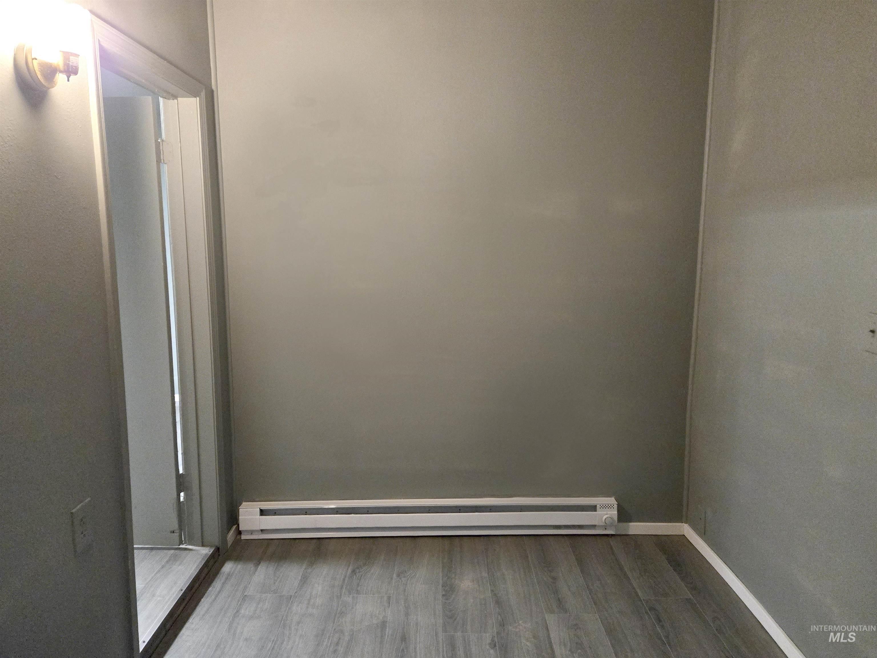 330 2nd Ave North, Twin Falls, Idaho 83301, 1 Bedroom, 1 Bathroom, Residential Income For Sale, Price $500,000, 98972503