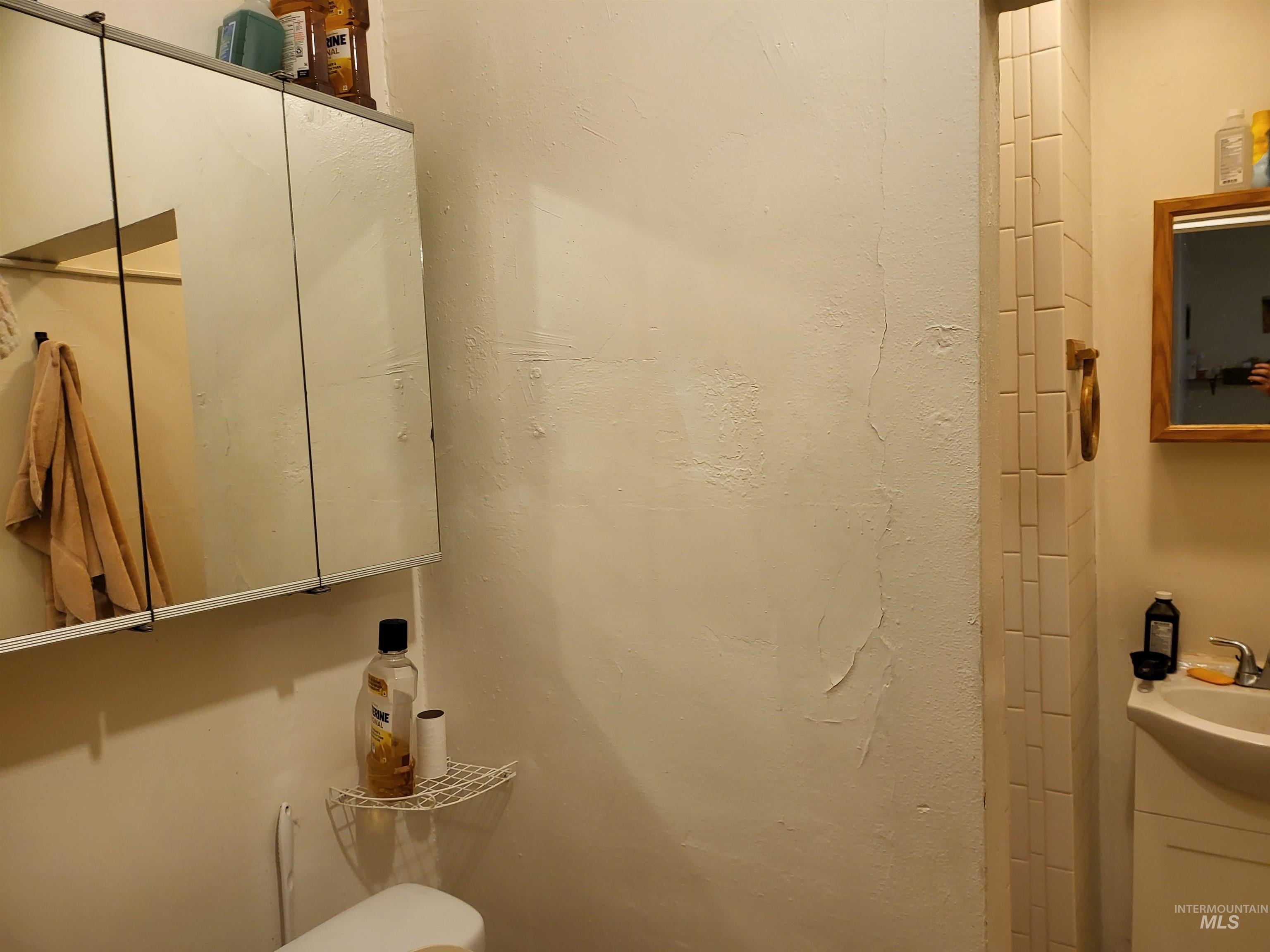 330 2nd Ave North, Twin Falls, Idaho 83301, 1 Bedroom, 1 Bathroom, Residential Income For Sale, Price $530,000,MLS 98972503