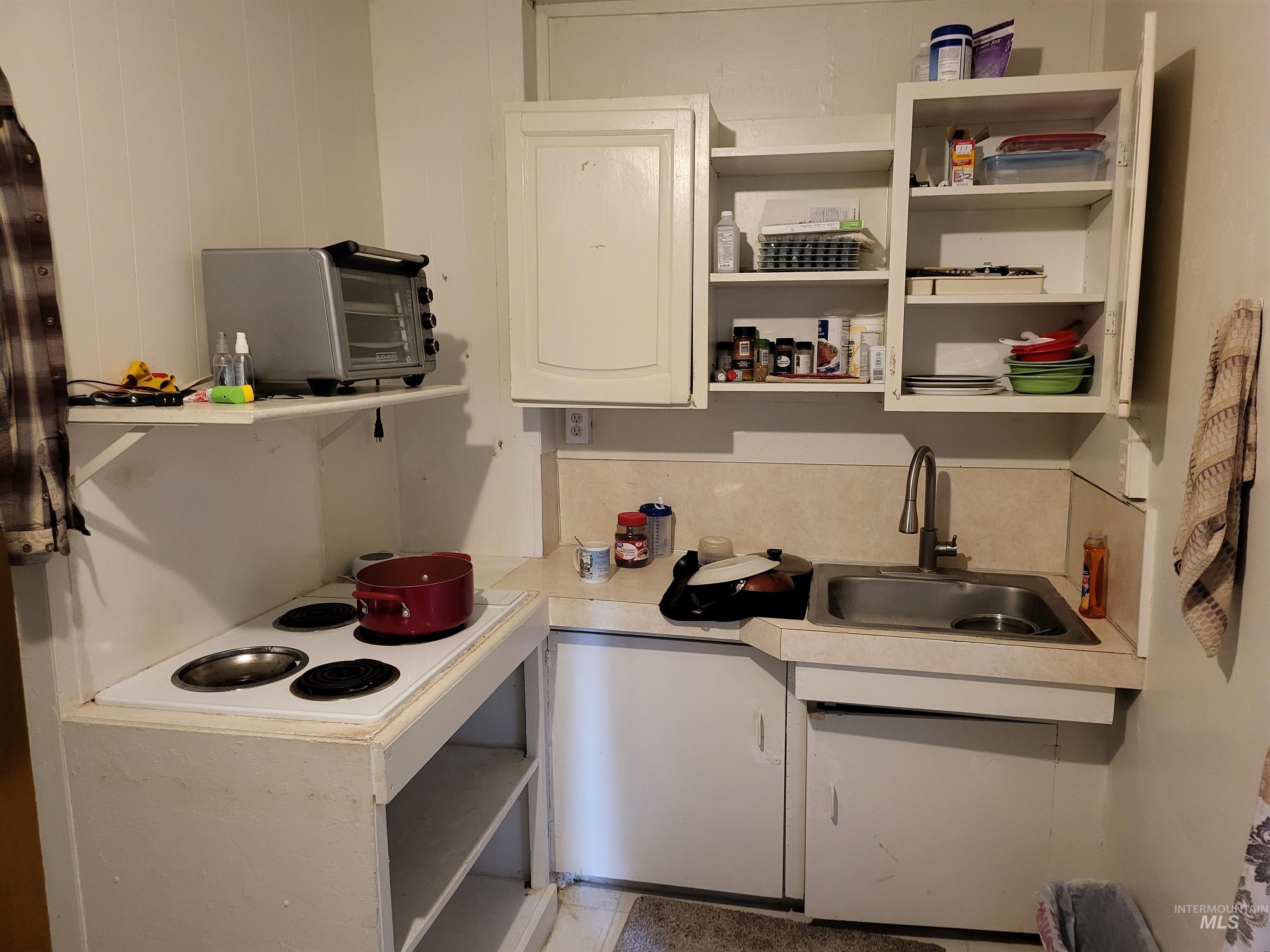 330 2nd Ave North, Twin Falls, Idaho 83301, 1 Bedroom, 1 Bathroom, Residential Income For Sale, Price $530,000,MLS 98972503