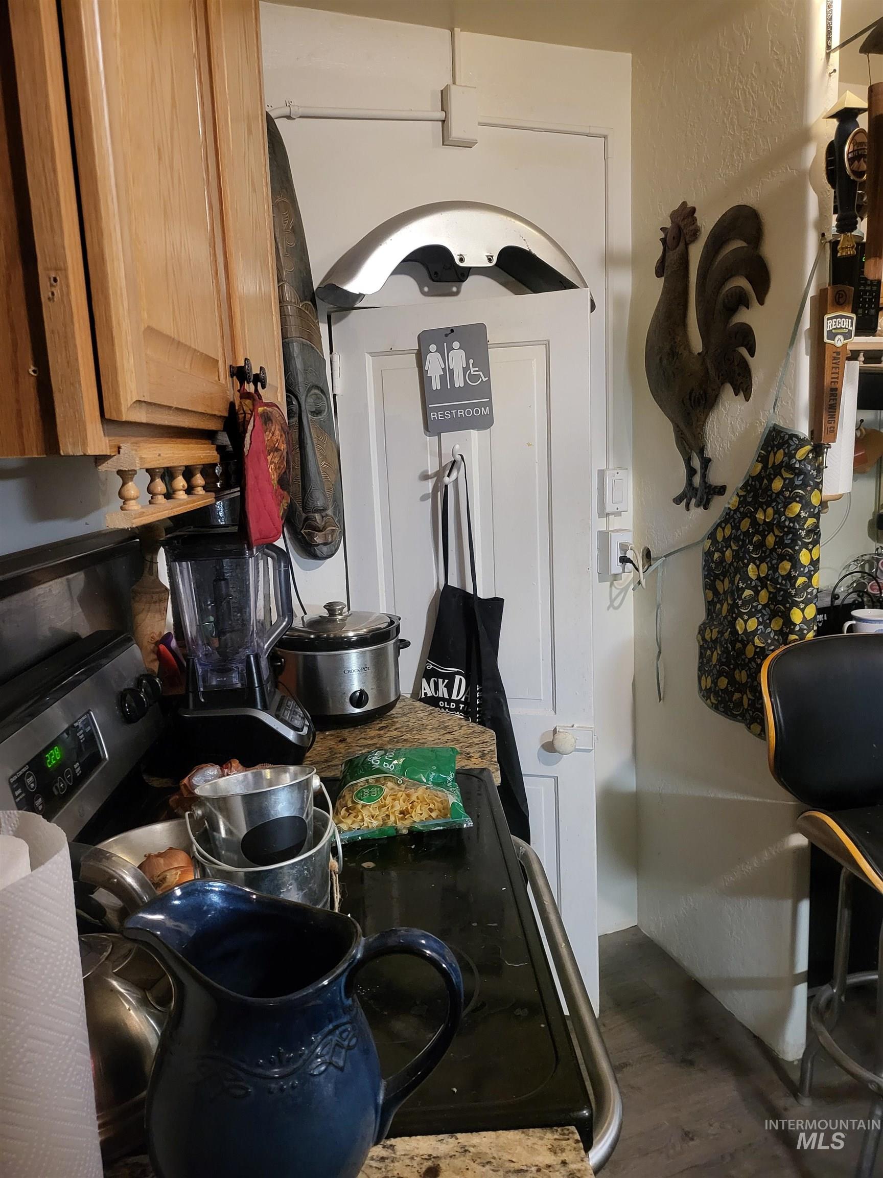 330 2nd Ave North, Twin Falls, Idaho 83301, 1 Bedroom, 1 Bathroom, Residential Income For Sale, Price $530,000,MLS 98972503