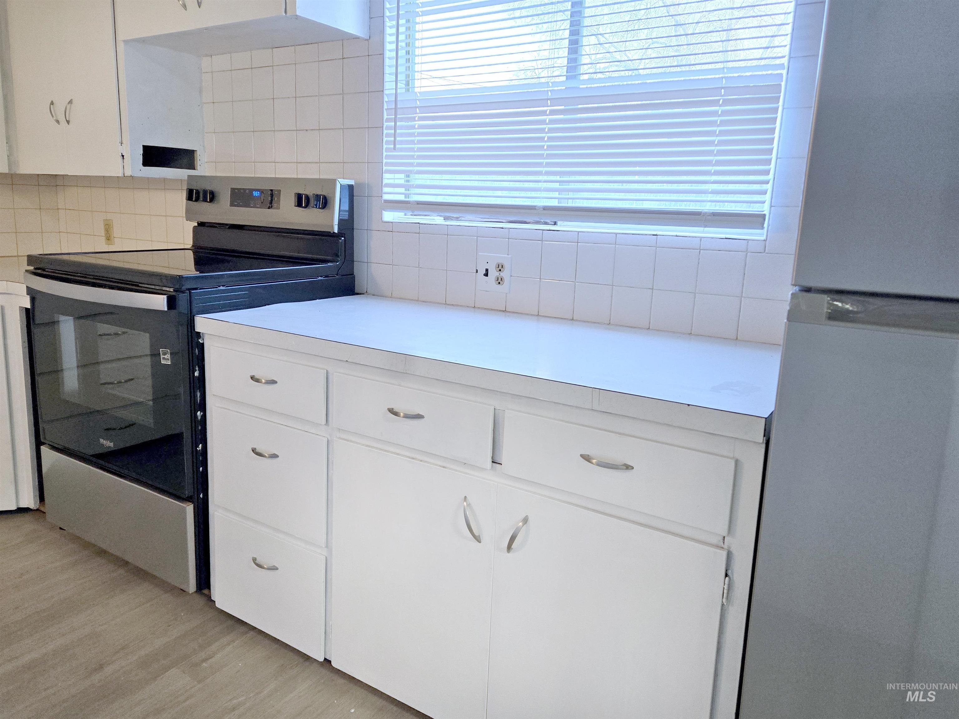 330 2nd Ave North, Twin Falls, Idaho 83301, 1 Bedroom, 1 Bathroom, Residential Income For Sale, Price $490,000, 98972503