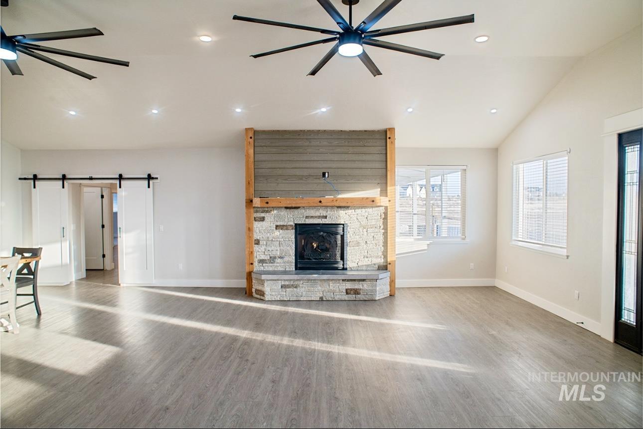 4038 N 3510 E, Kimberly, Idaho 83341, 5 Bedrooms, 4 Bathrooms, Residential For Sale, Price $1,520,200,MLS 98972505