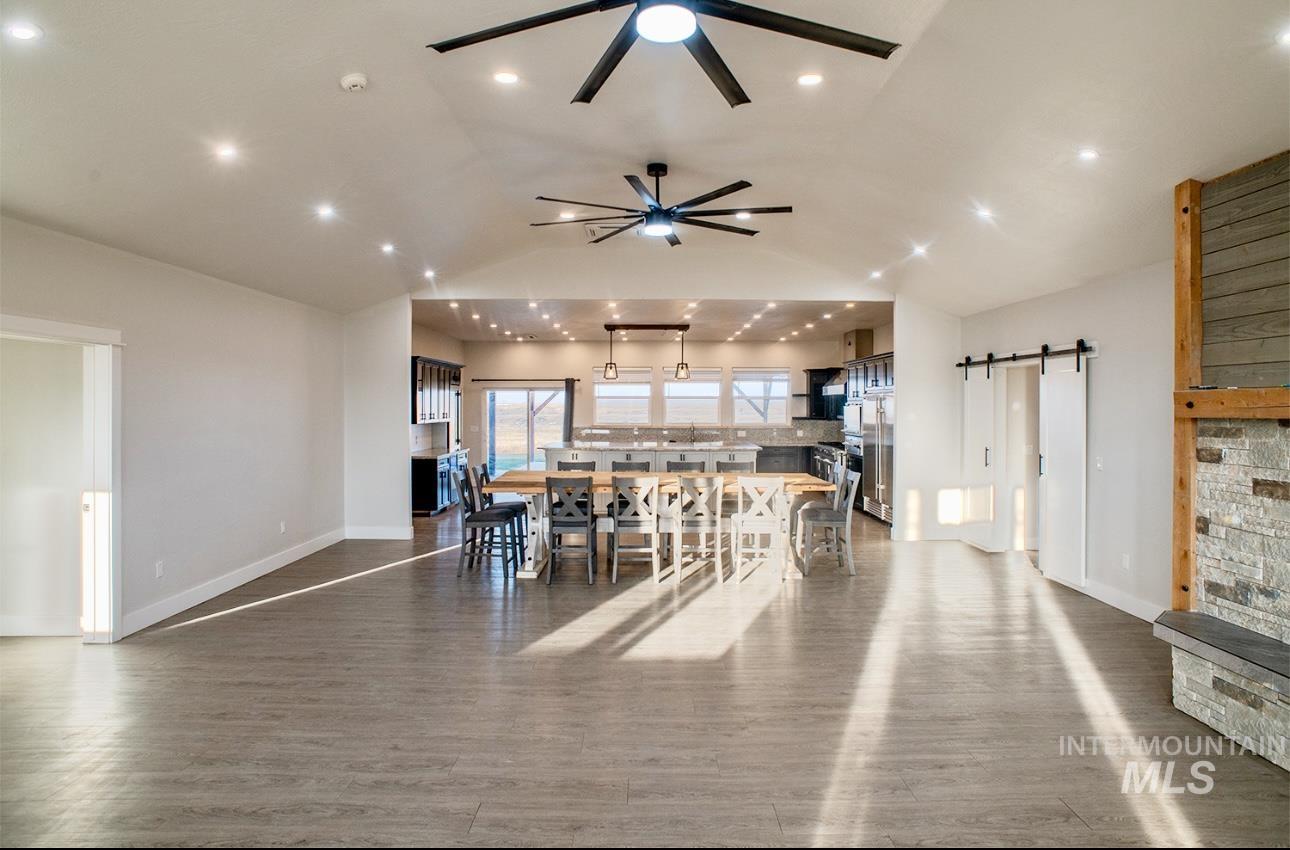 4038 N 3510 E, Kimberly, Idaho 83341, 5 Bedrooms, 4 Bathrooms, Residential For Sale, Price $1,520,200,MLS 98972505