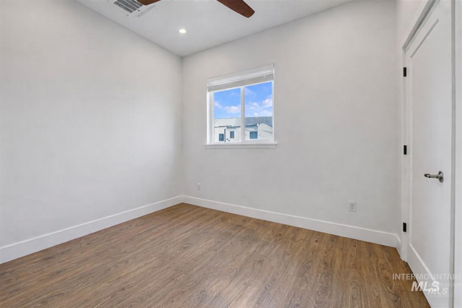 4038 N 3510 E, Kimberly, Idaho 83341, 5 Bedrooms, 4 Bathrooms, Residential For Sale, Price $1,520,200,MLS 98972505